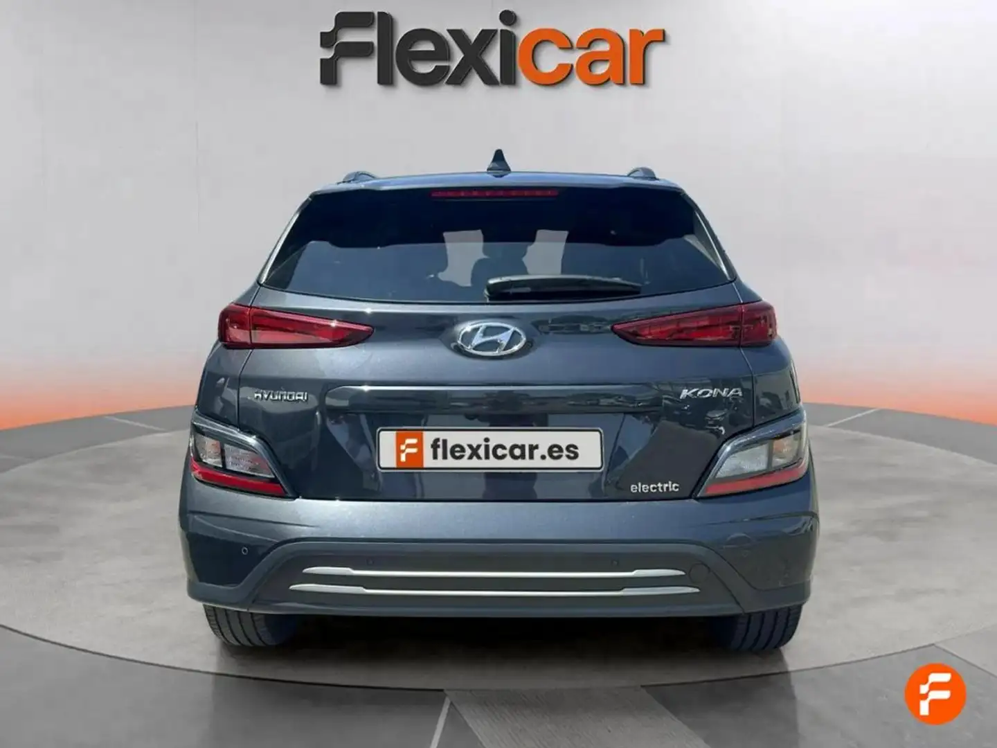 Hyundai KONA EV 150kW 64kWh Style Sky Grijs - 2