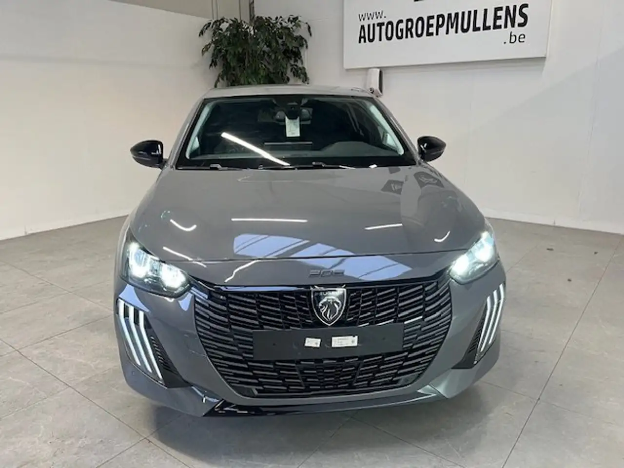 Peugeot 208 Allure EAT8 2