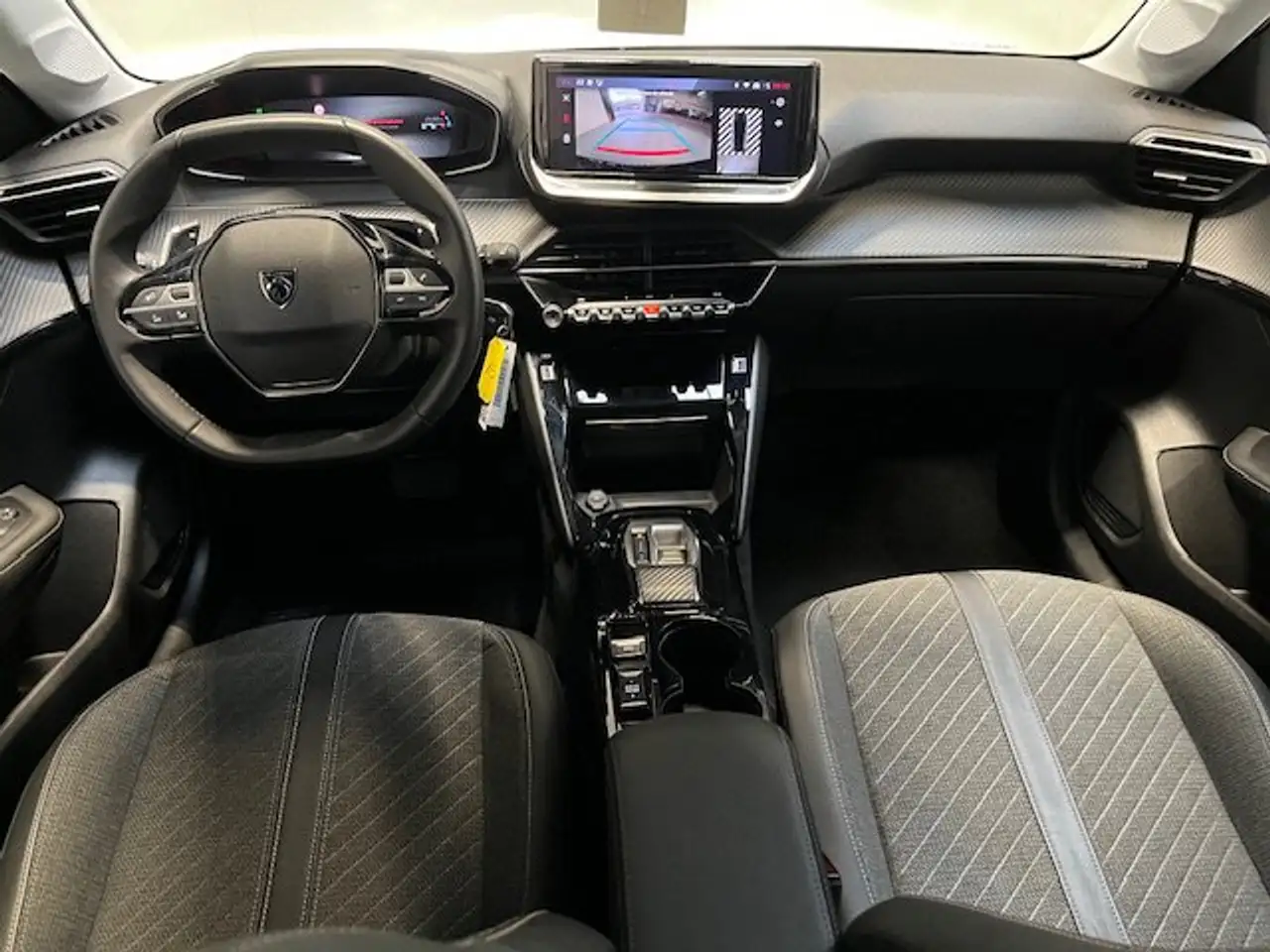 Peugeot 208 Allure EAT8 13