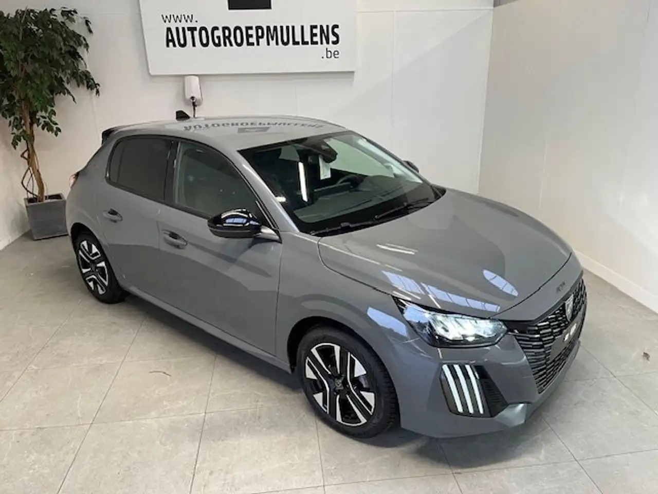 Peugeot 208 Allure EAT8 5
