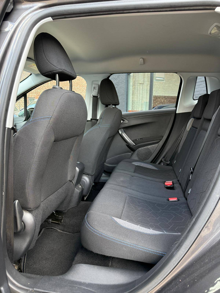 Peugeot 2008 2008 1.2 PureTech Style S — photo 12