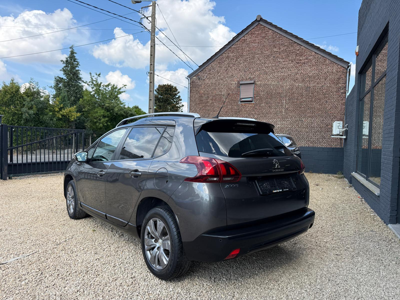 Peugeot 2008 2008 1.2 PureTech Style S — photo 4