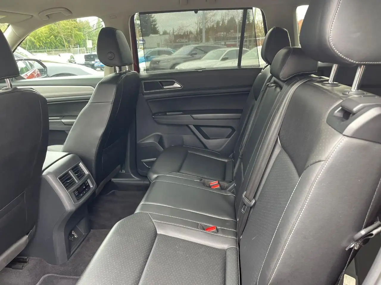 Volkswagen Atlas снимка Volkswagen Atlas