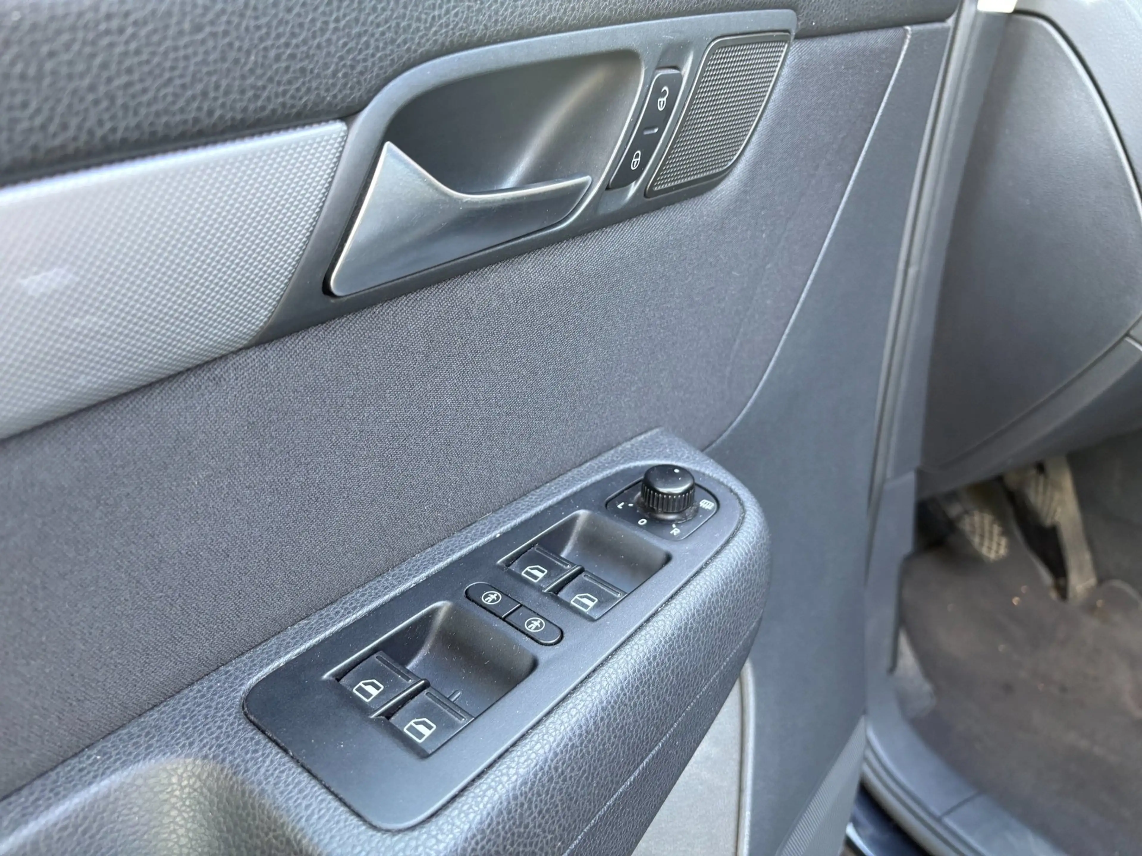 Volkswagen Sharan 1.4 TSI Comfortline|7 persoons|PDC|Stoelverwarming — photo 14