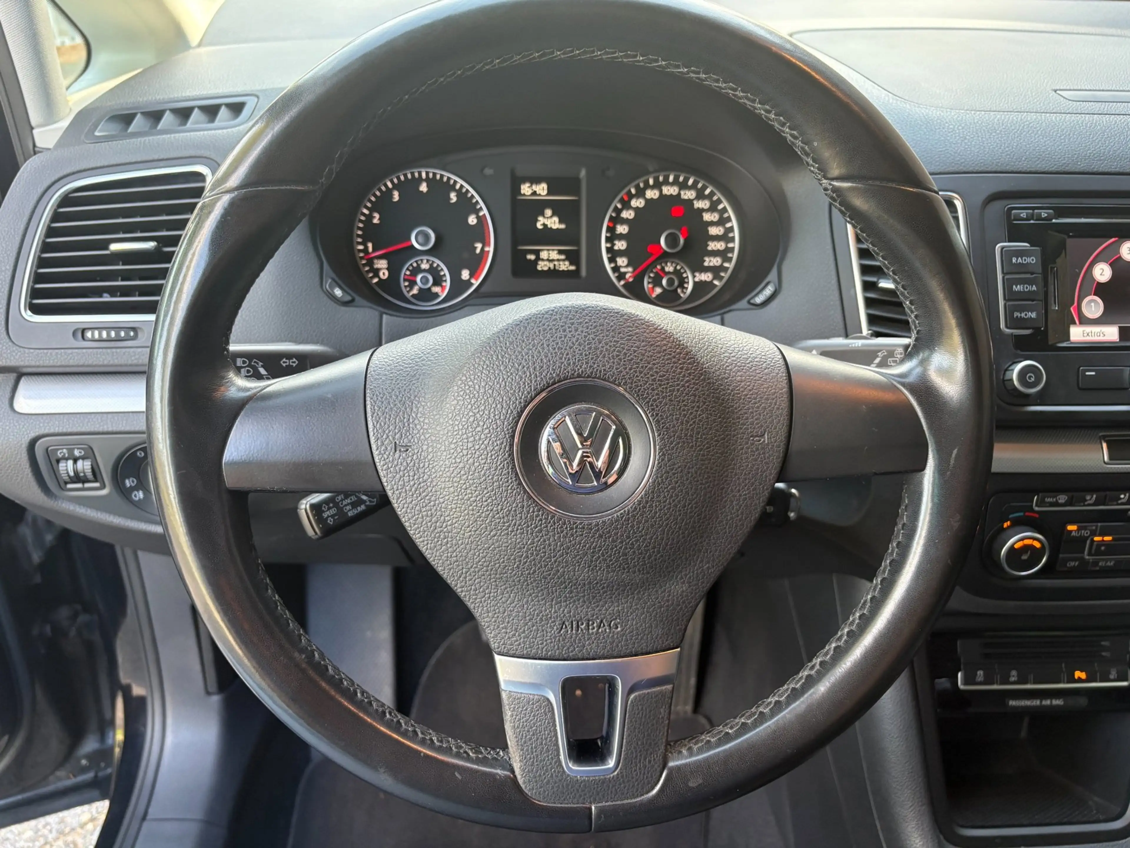Volkswagen Sharan 1.4 TSI Comfortline|7 persoons|PDC|Stoelverwarming — photo 23