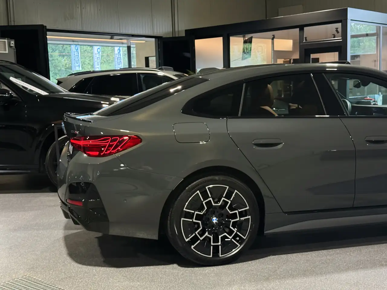 BMW i4 eDrive40 M-Sport PRO Dravitgrijs Facelift Garantie, миниатюра 23