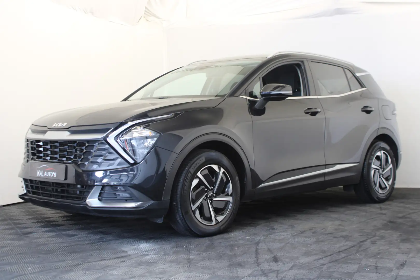 Kia Sportage 1.6 T-GDi Hybrid DynamicLine Zwart - 1