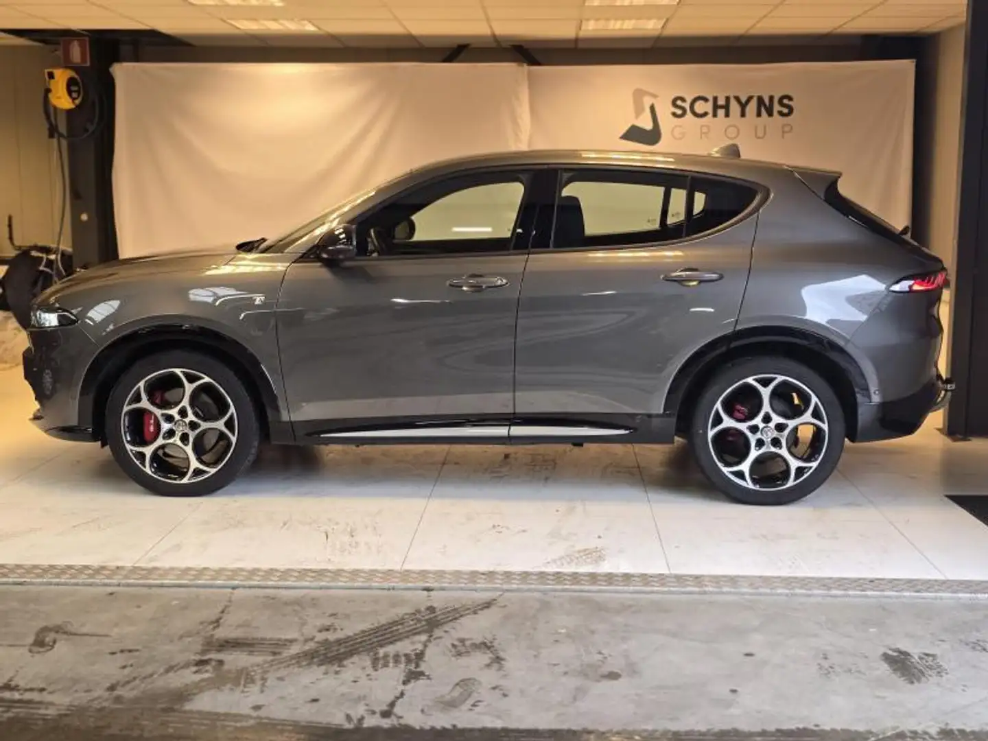 Alfa Romeo Tonale 1.5Ti DCT 160ch Gris - 2