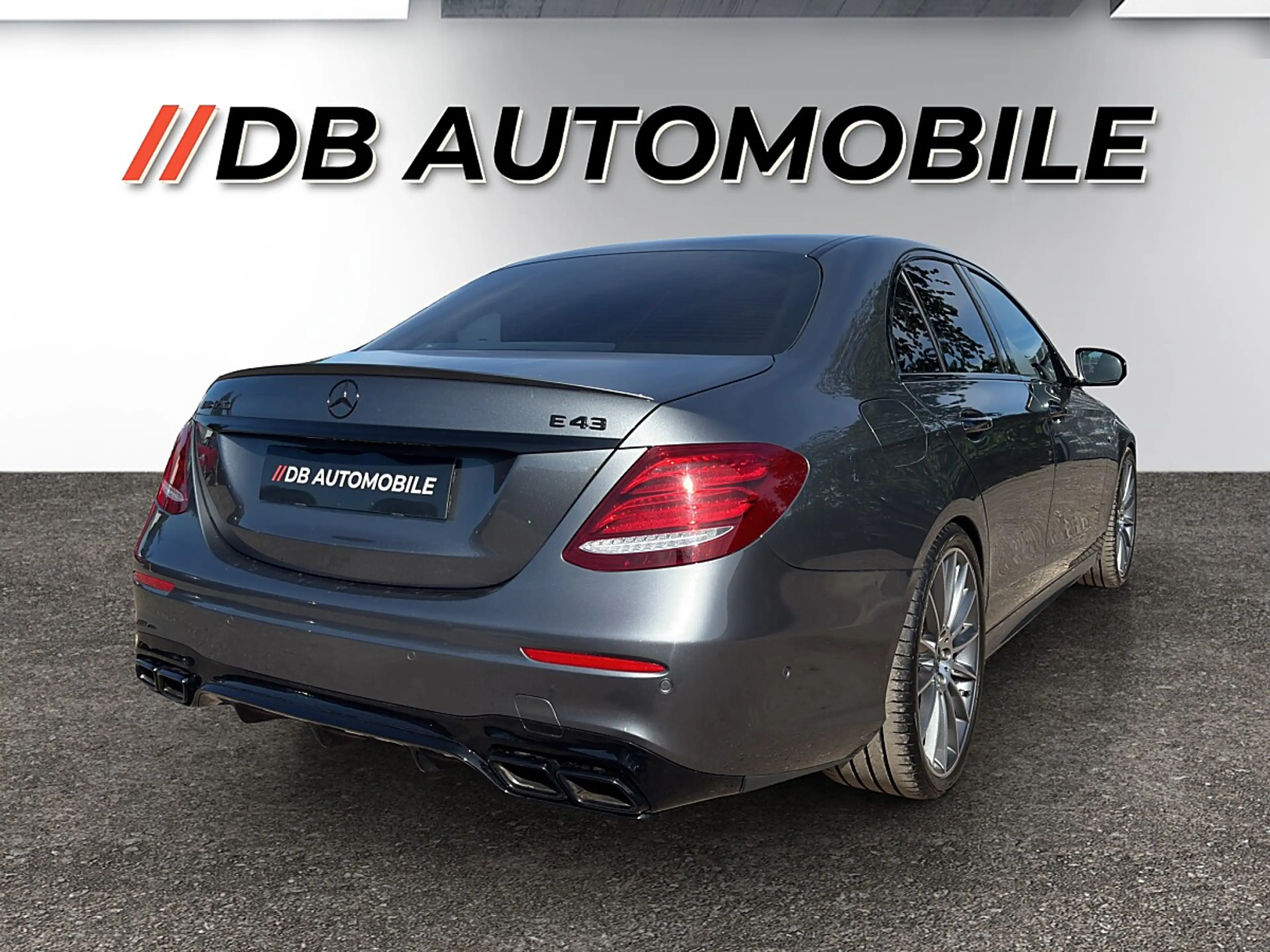 Mercedes-Benz E 43 AMG T 4MATIC Exclusive Aut. — photo 5