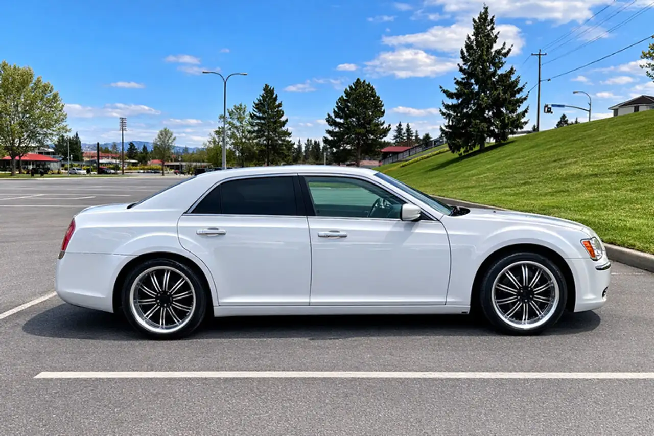 2011 Chrysler 300