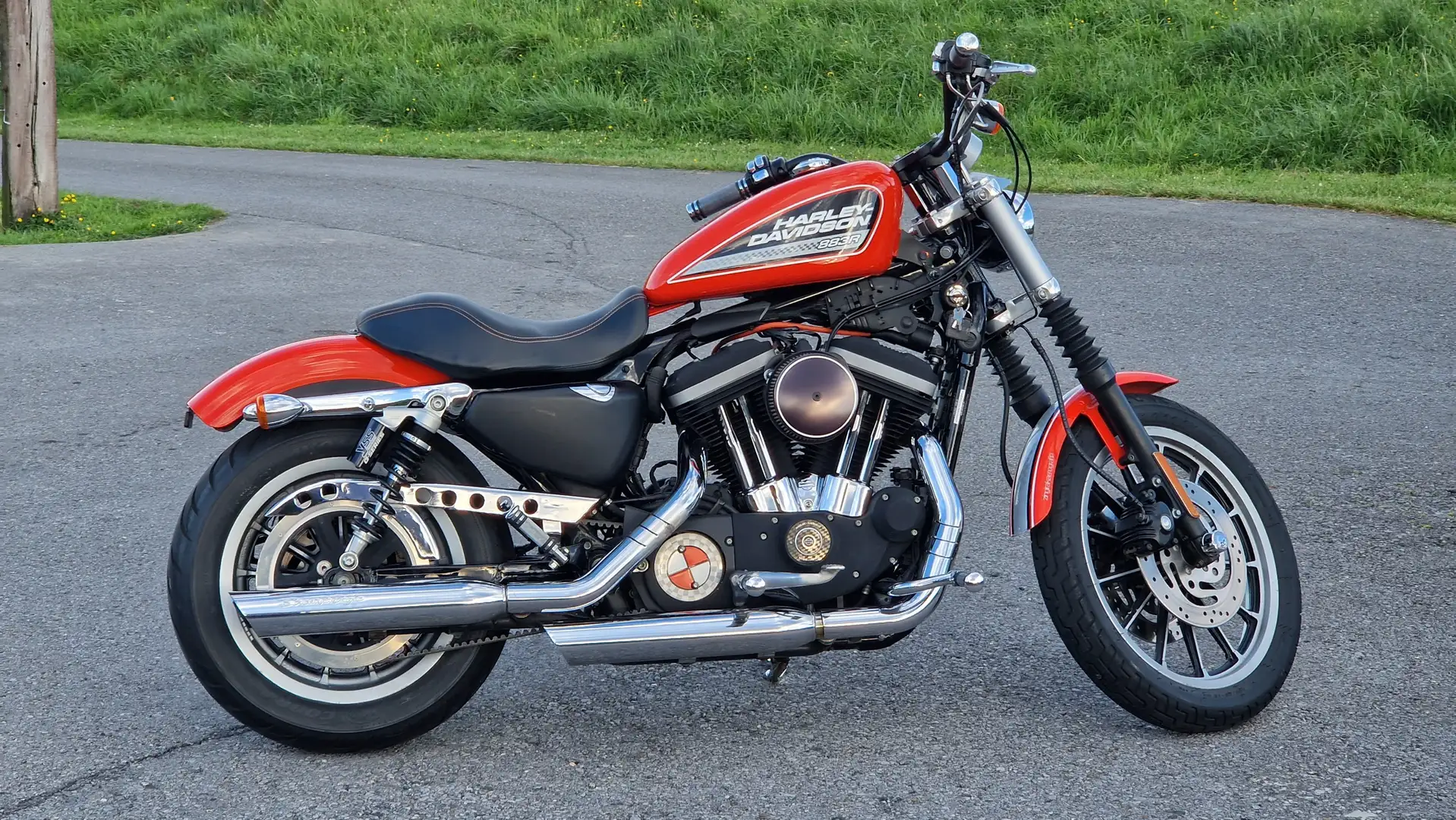 Harley-Davidson Sportster 883 883R Orange - 1