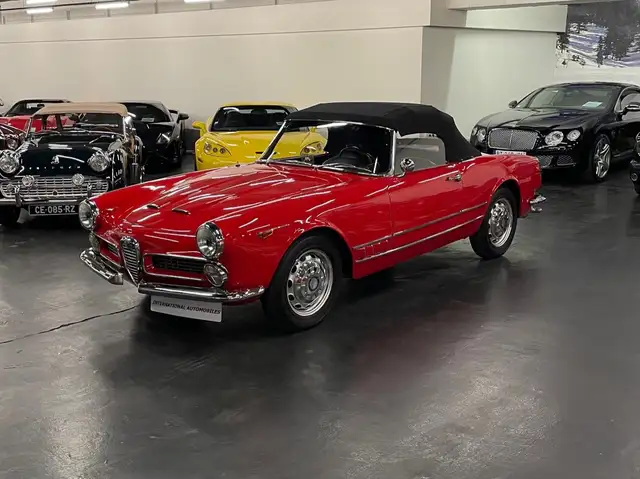 Alfa Romeo 2000 SPIDER TOURING SUPERLEGGERA