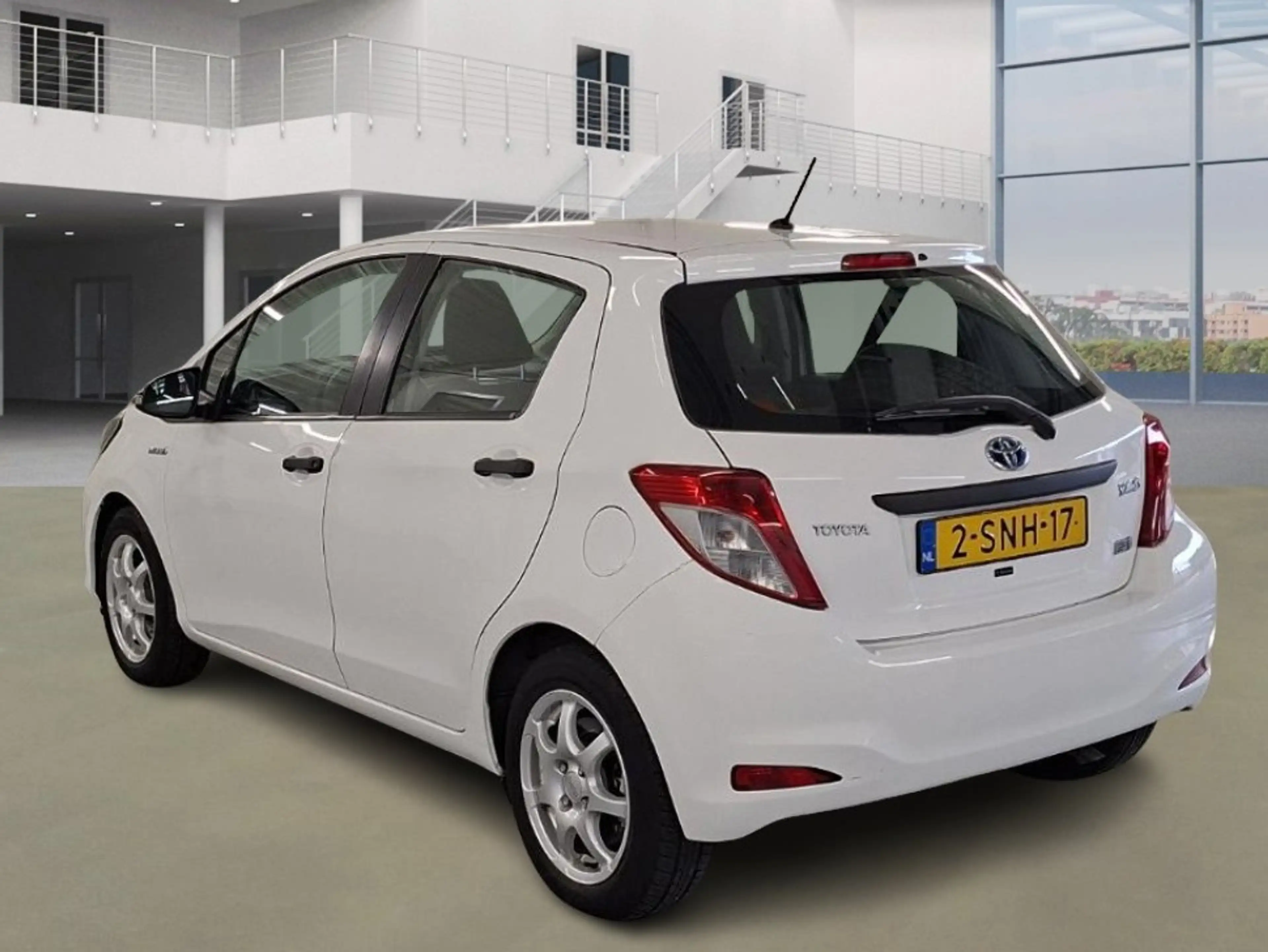 Toyota Yaris 1.5 Full Hybrid Comfort Automaat 1e Eig. 79.800 km — photo 4
