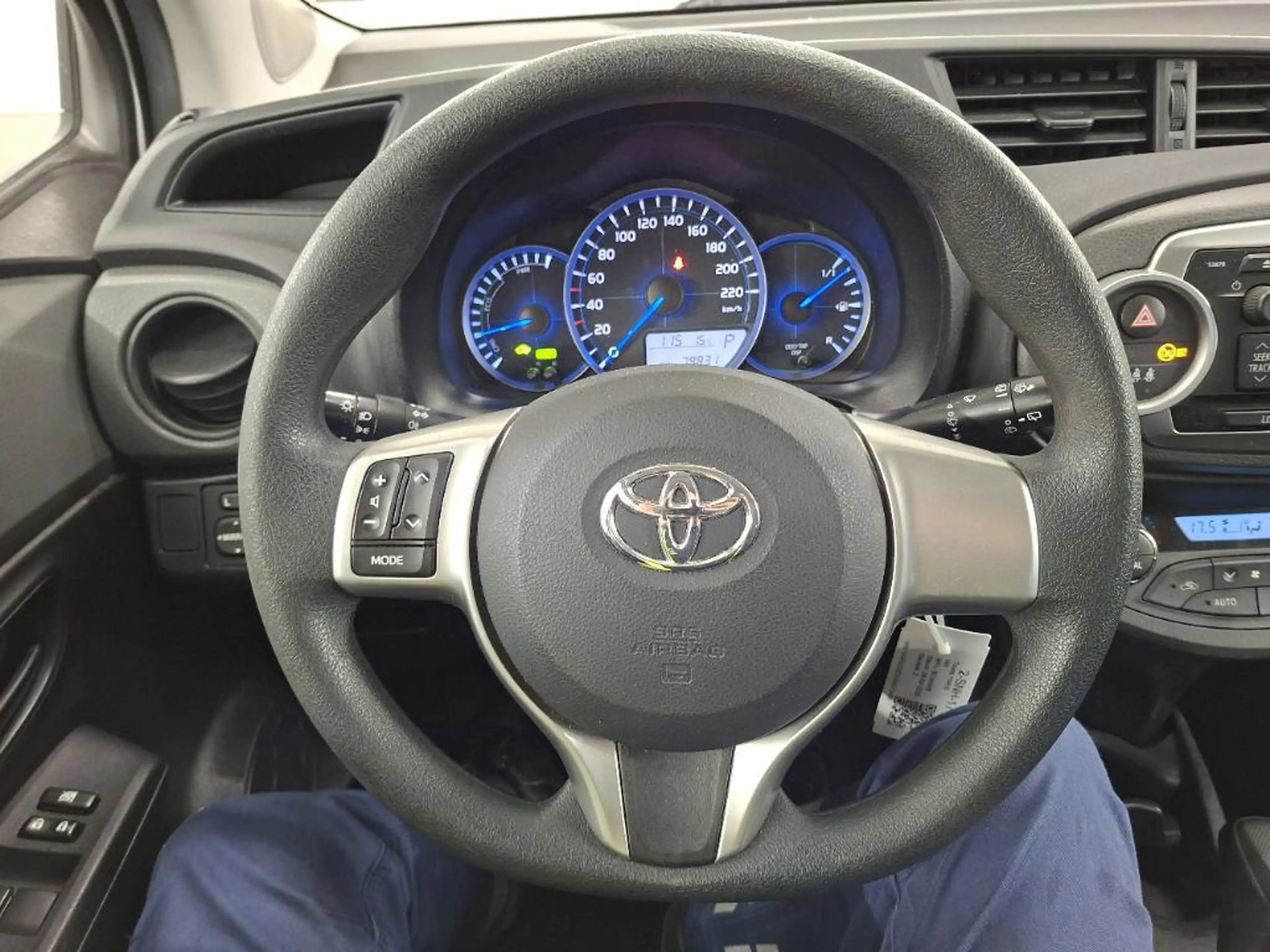 Toyota Yaris 1.5 Full Hybrid Comfort Automaat 1e Eig. 79.800 km — photo 9