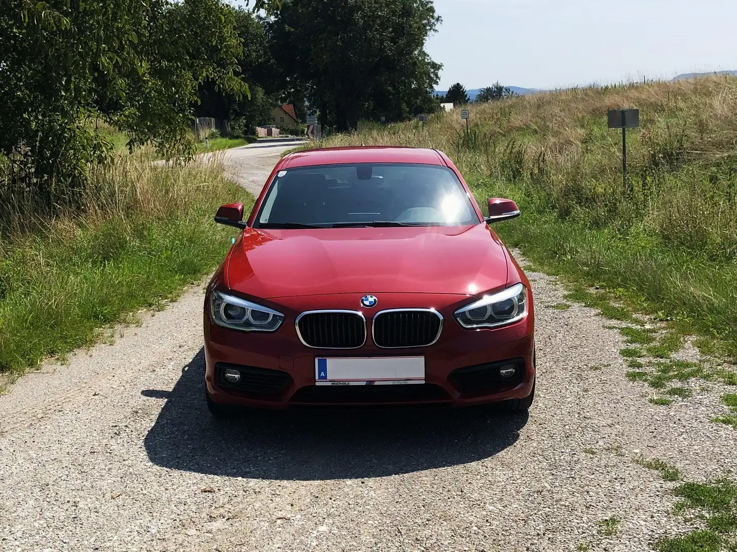 BMW 116 116d Sport Line Sport Line Rot - 2