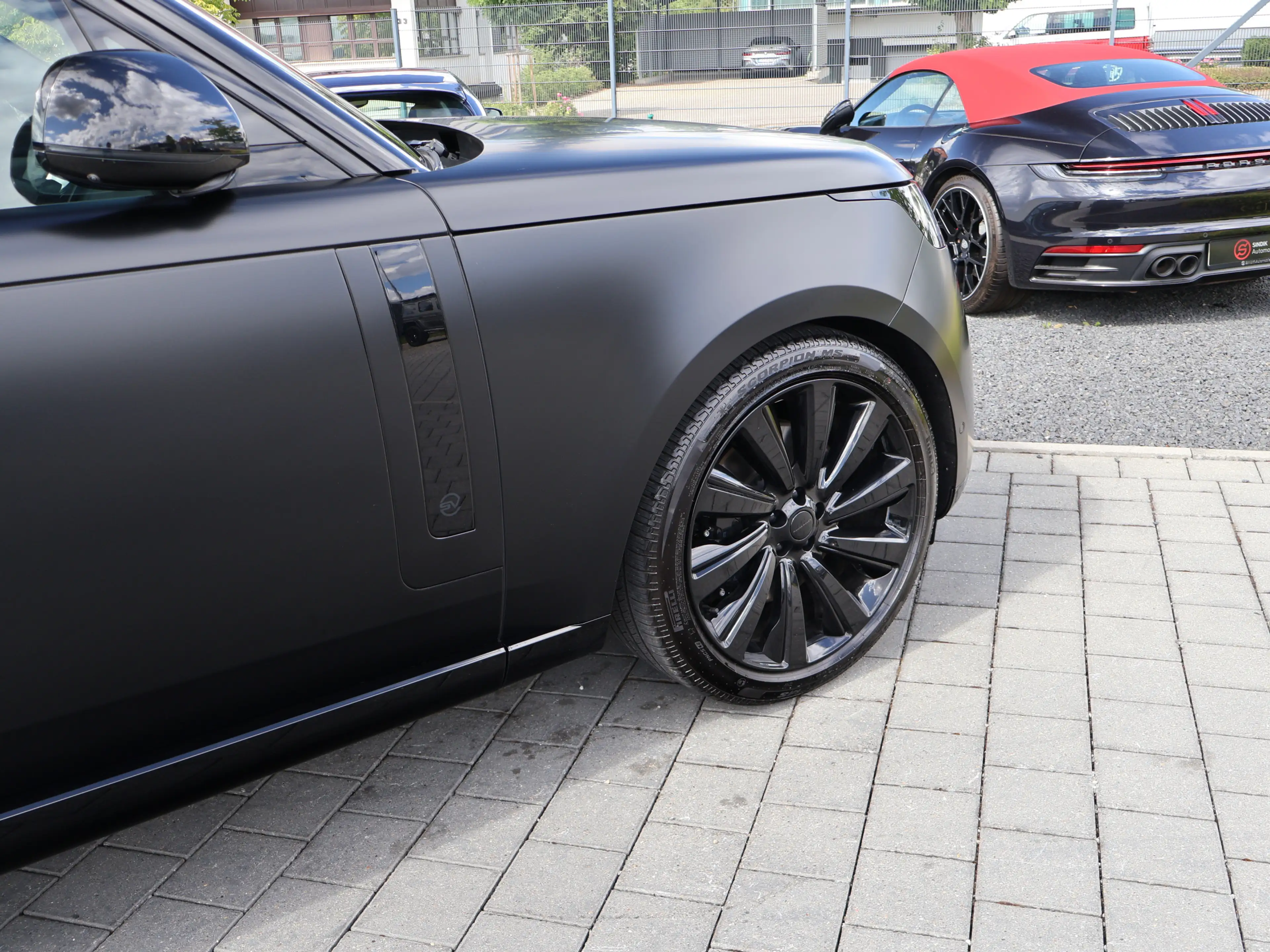 Land Rover Range Rover SV P615 EDITION Black RearTV-Massag — photo 12