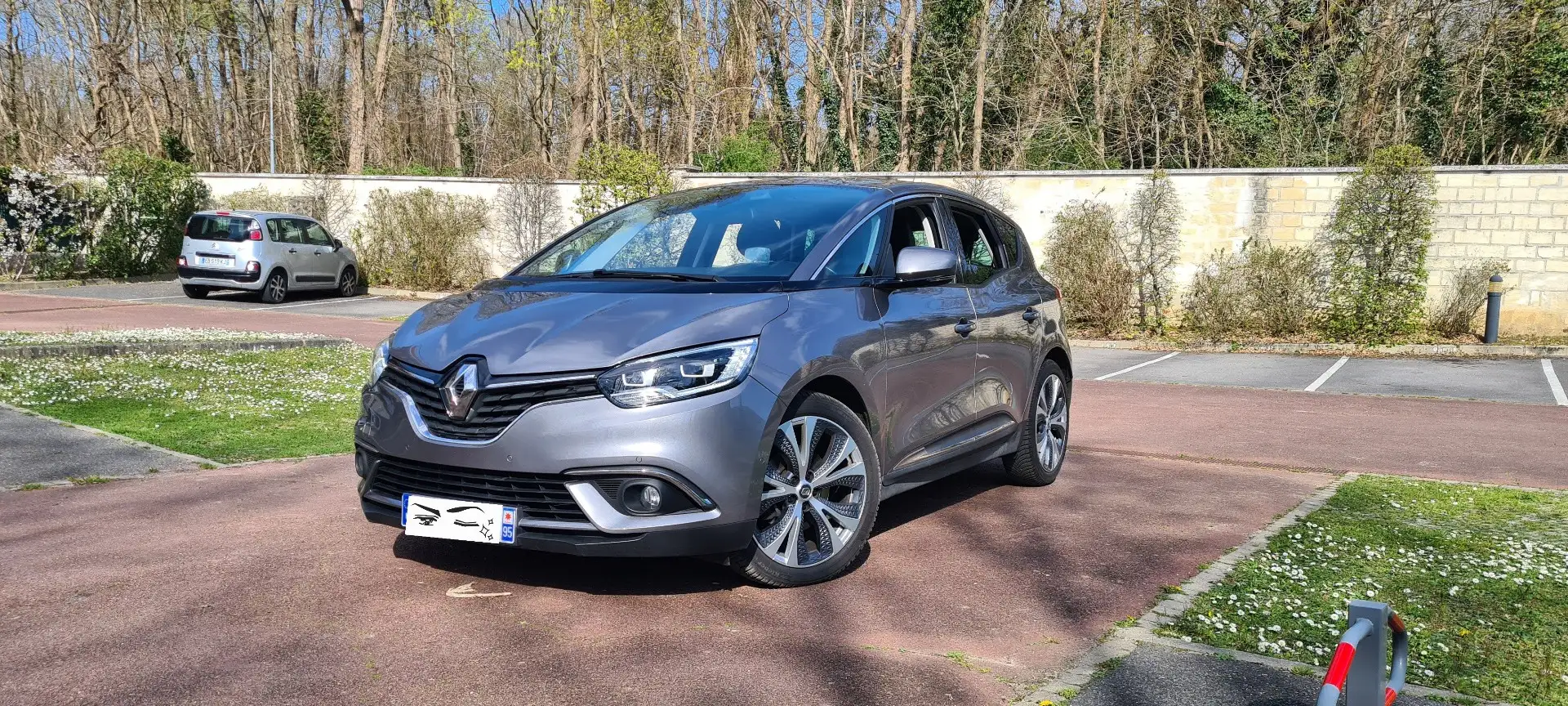 Renault Scenic dCi 130 Energy Intens - 1