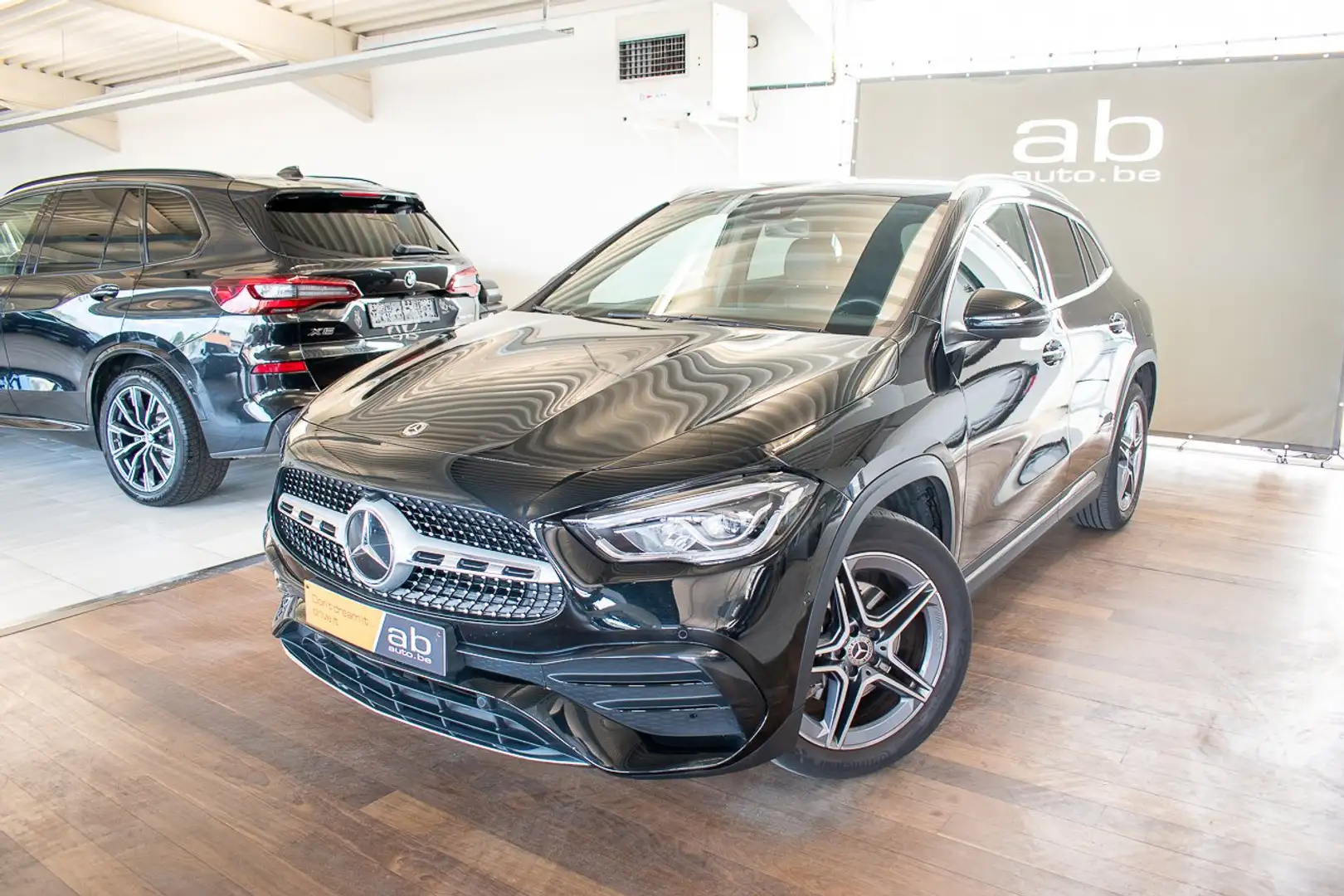 Mercedes-Benz GLA 250 e PHEV AMG Line Noir - 2