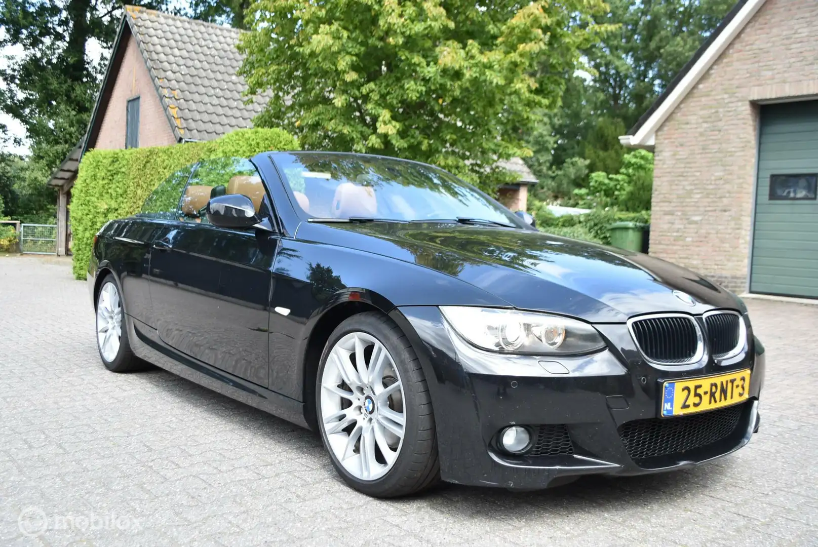 BMW 320 3-serie Cabrio 320d High Executive M Sport Noir - 1