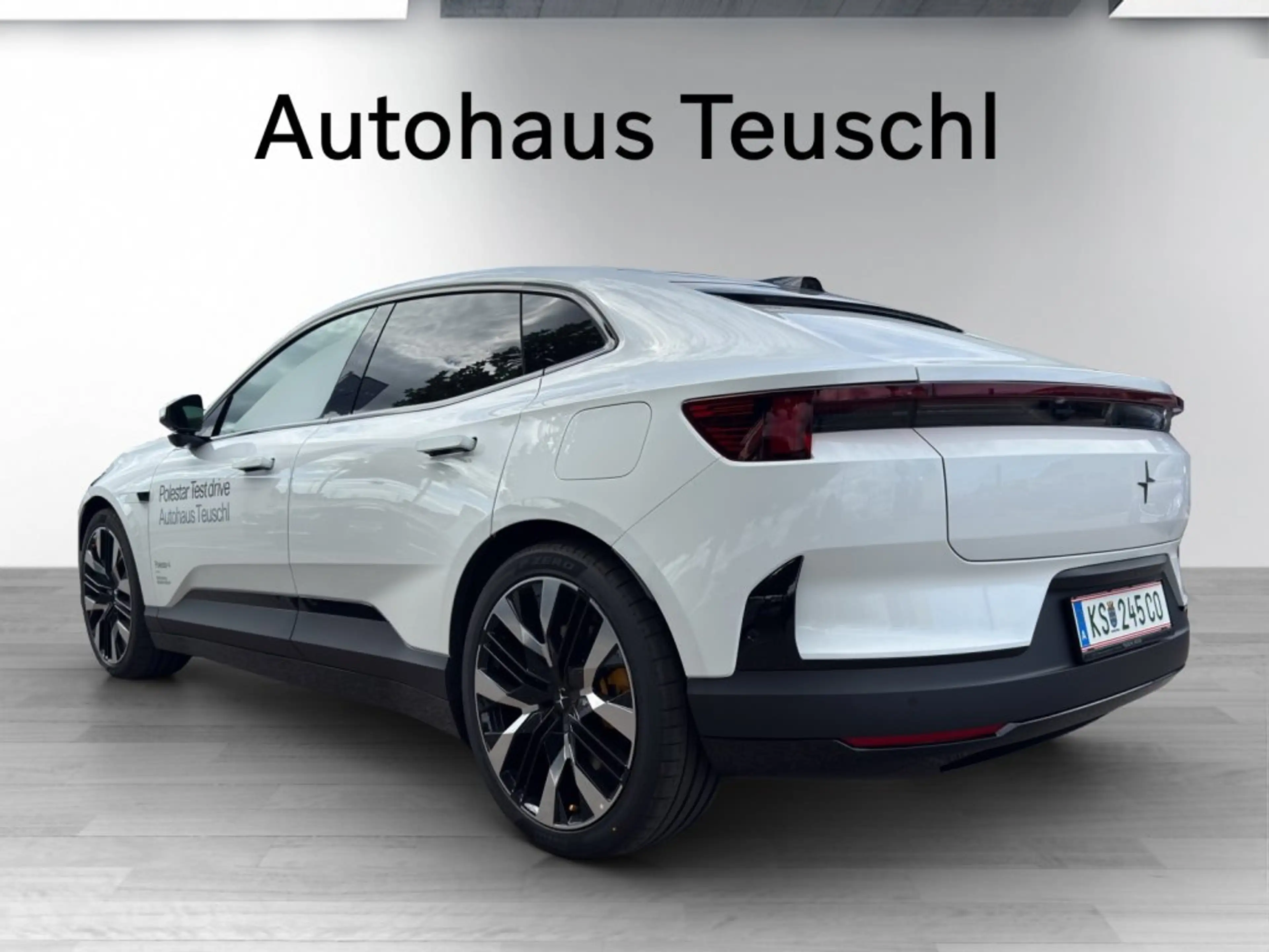Polestar 4 Dual Motor Performance — photo 3