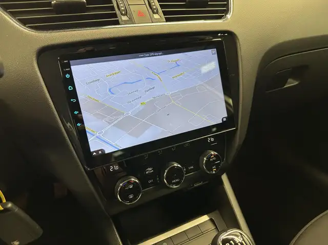 Skoda Octavia view 23