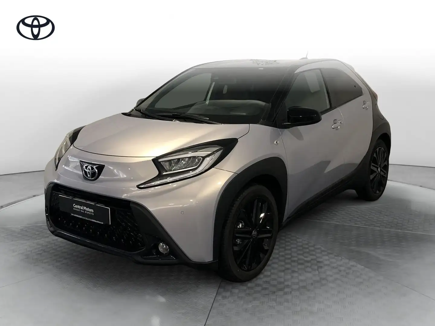 Toyota Aygo X 1.0 JBL Mauve - 1