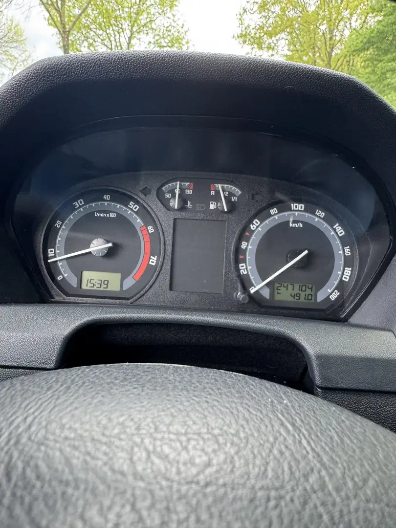 Skoda Fabia 1.4-16V Equipe Blauw - 1