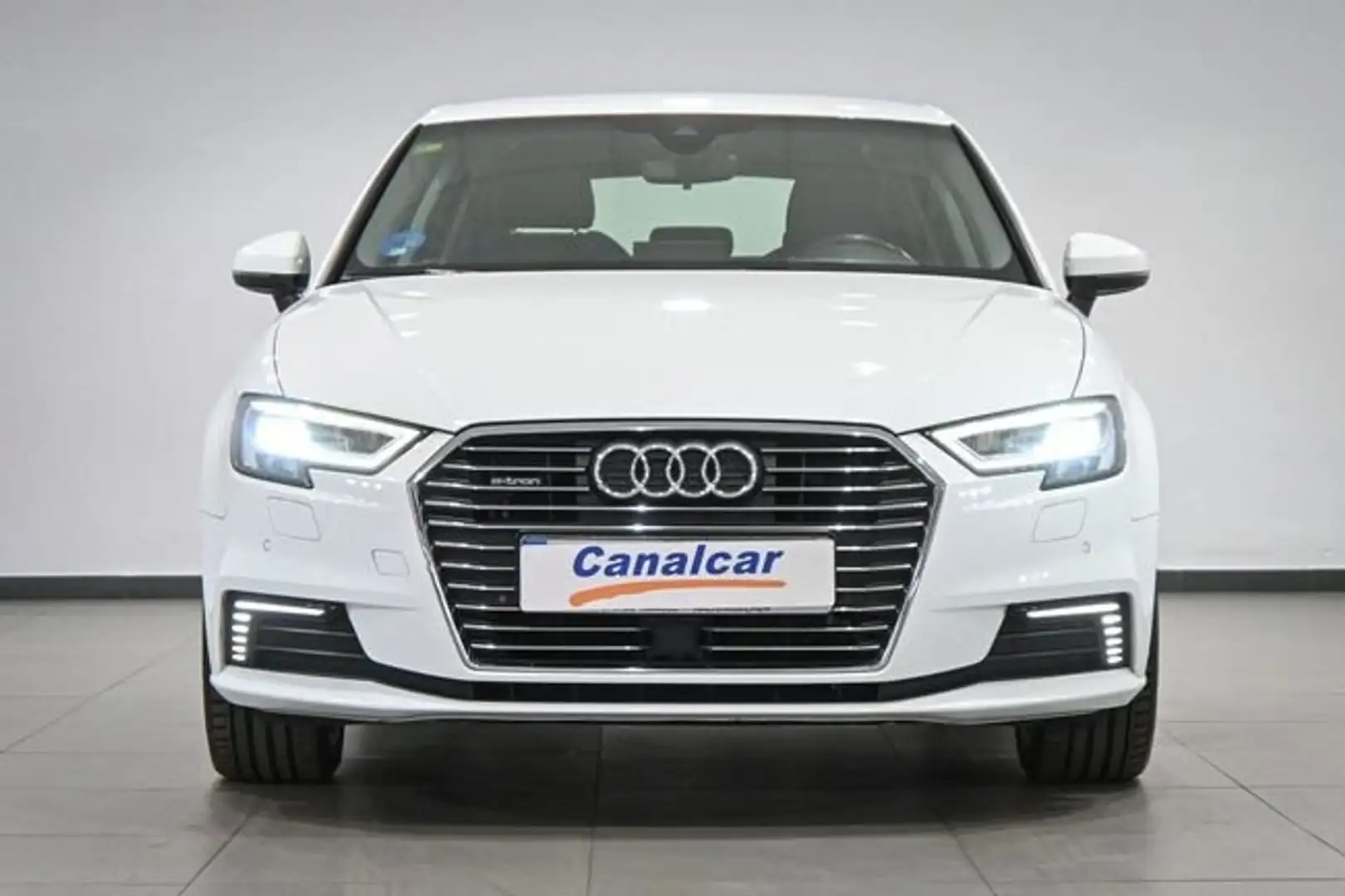 Audi A3 Sportback 40 e-tron S line S tronic Blanco - 2