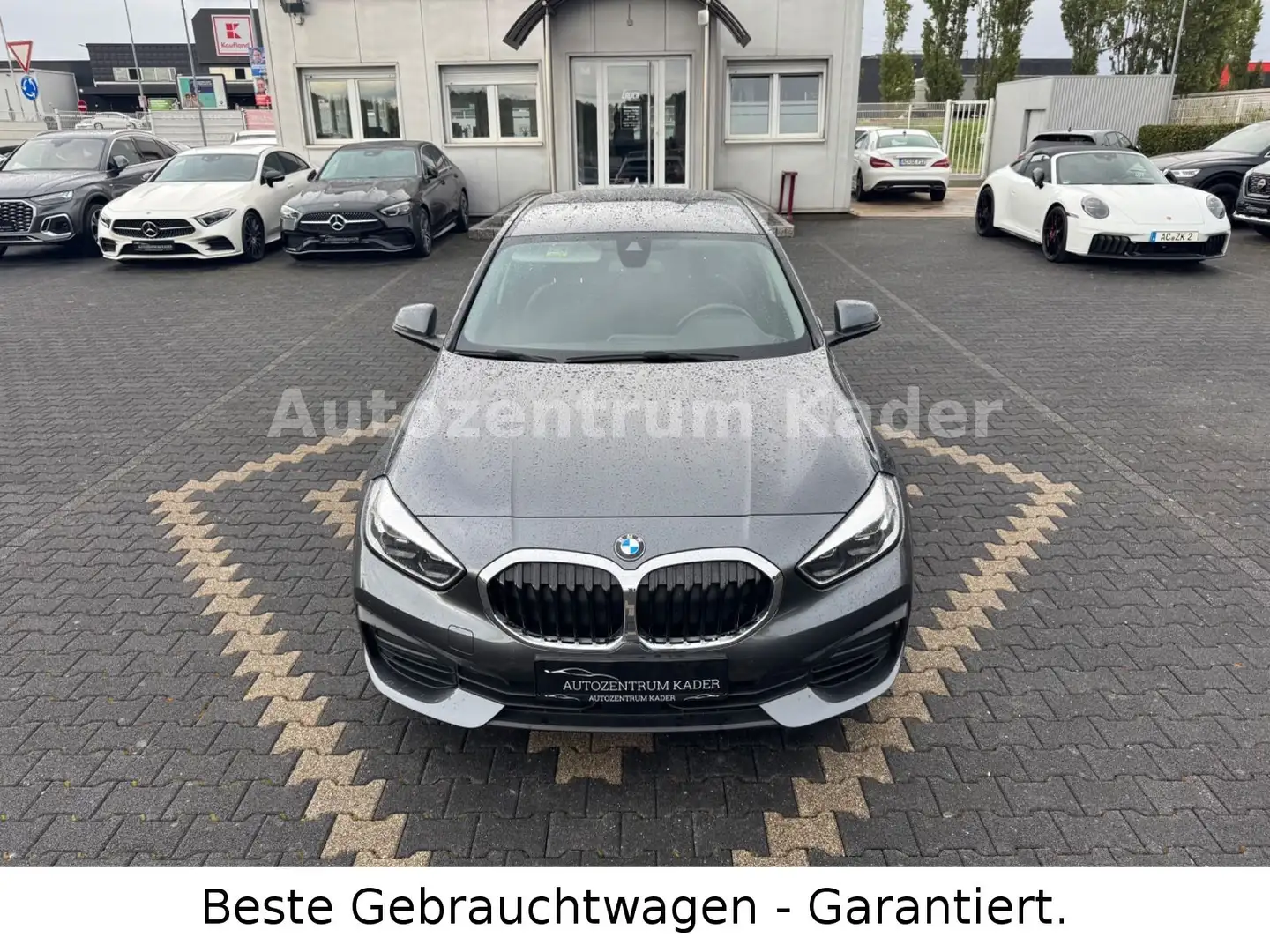 BMW 118 I Advantage*PDC*Navi*1.Hand*Tempomat*MFL*SHZ Grau - 2