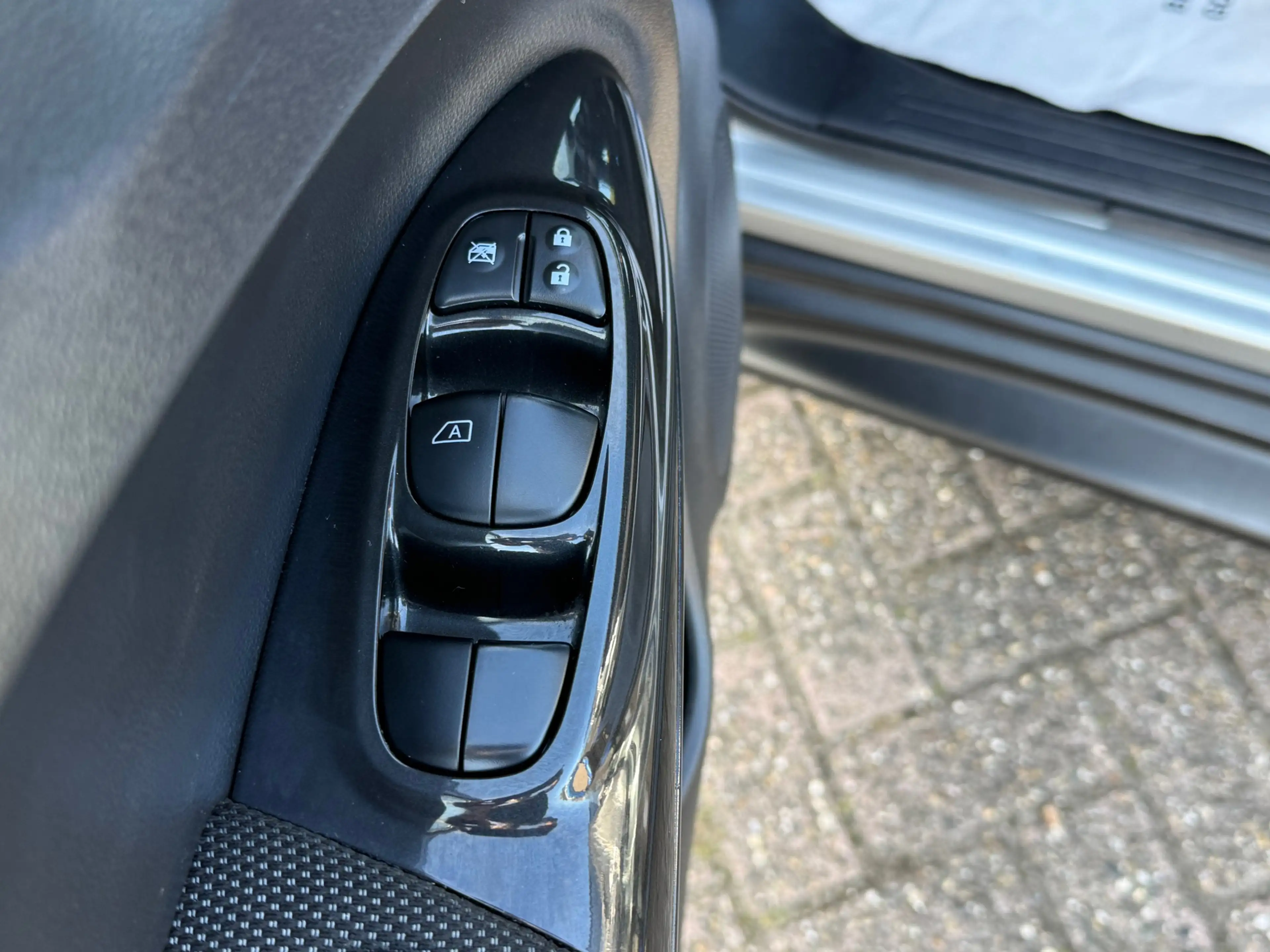 Nissan Juke 1.2 DIG-T S/S N-Connecta — photo 10