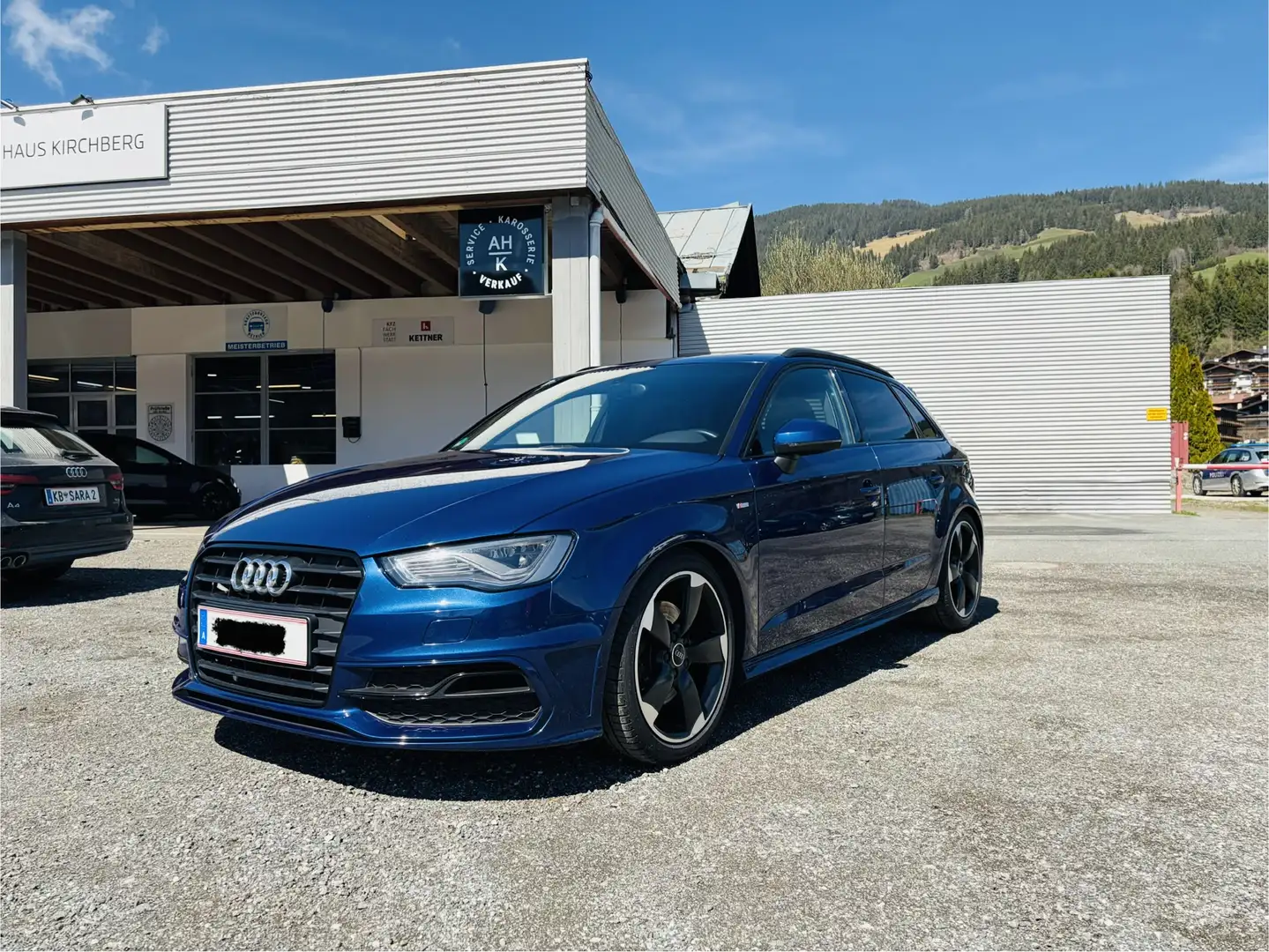 Audi A3 2,0 TDI 3x S-Line Black Edition Blau - 1