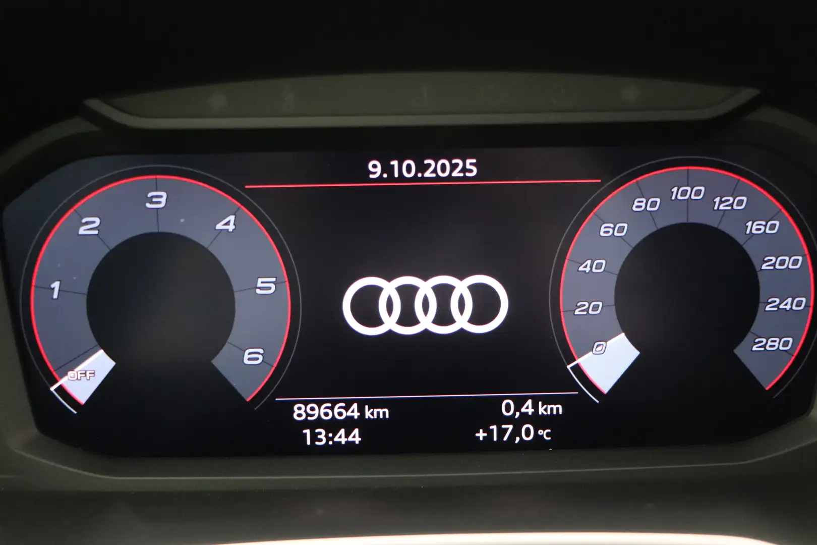 Audi Q3 Sportback 35 TDi S-Tronic Business+ Ed. LEDER/CUIR Bleu - 2