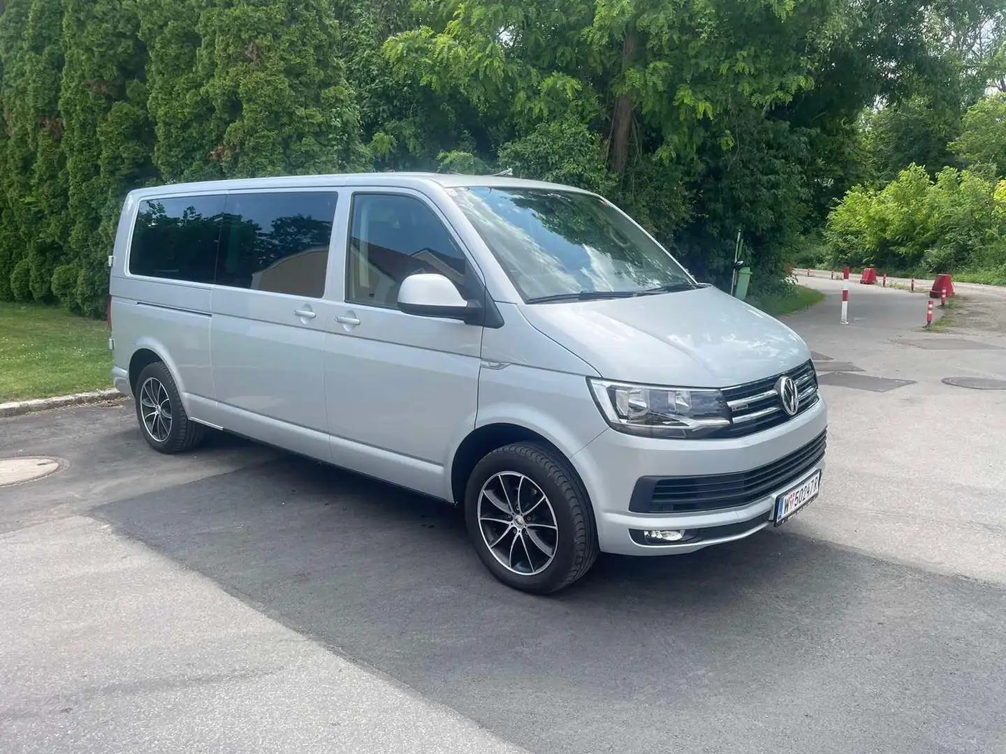 Volkswagen T6 Caravelle LR Comfortline 2,0 TDI 4Motion BMT - 2