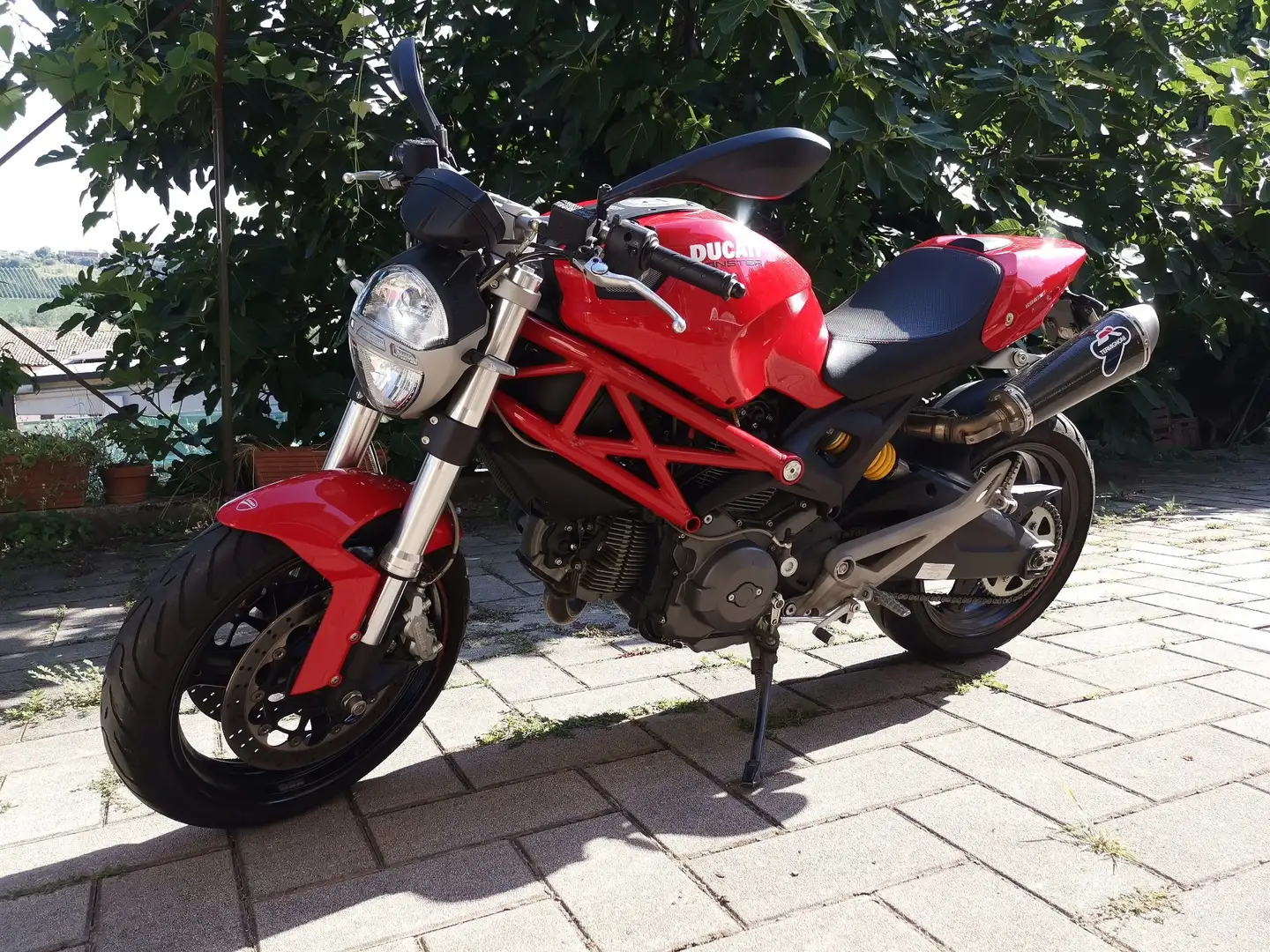 Ducati Monster 696 Monster 696+ ABS 2014 Piros - 1