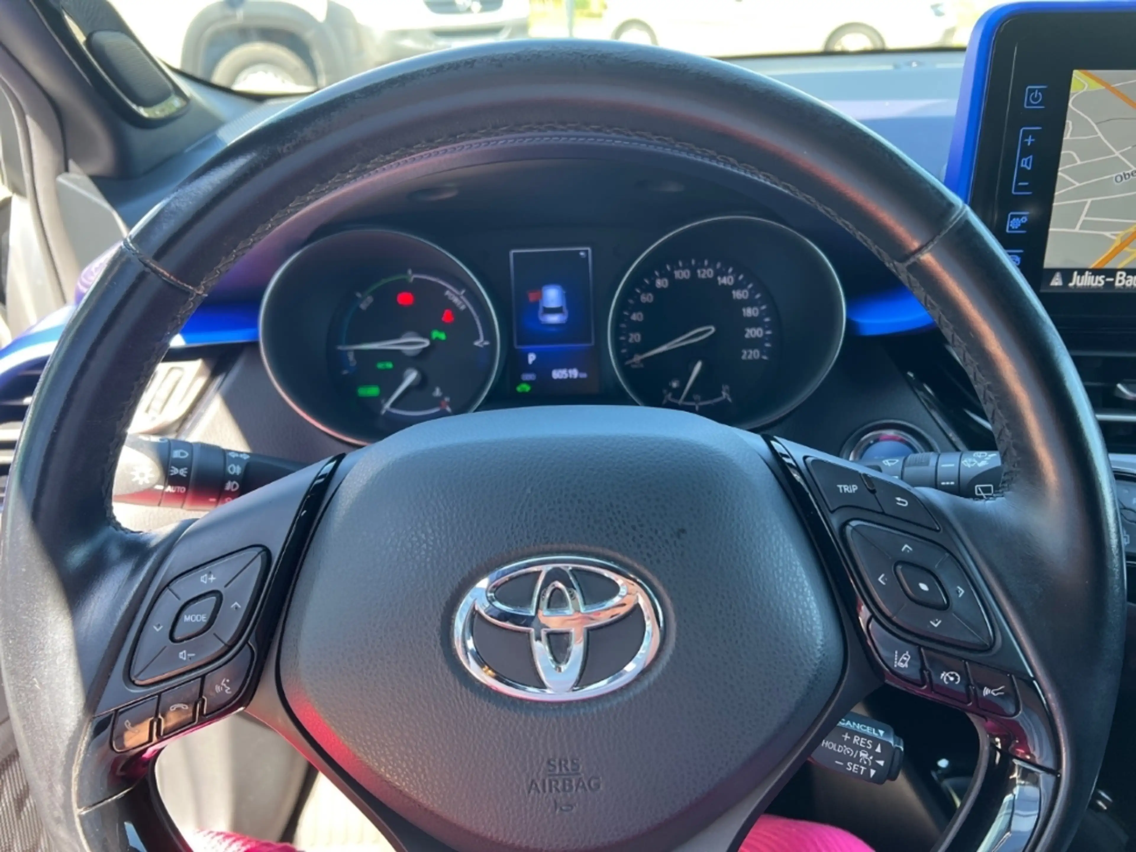 Toyota C-HR 1.8-l-VVTi Hybrid Style Selection Allwetter — photo 14