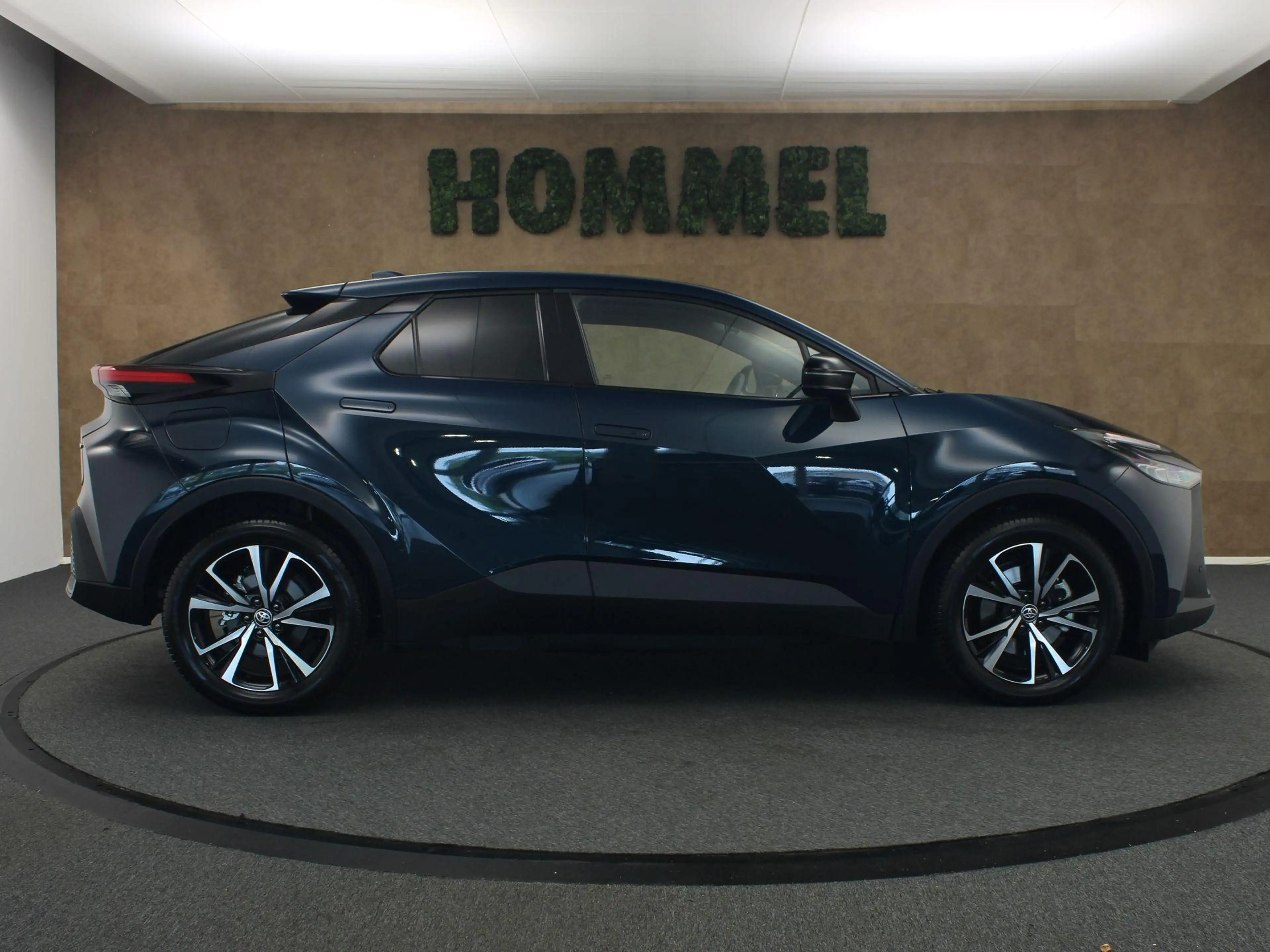 Toyota C-HR 2.0 Plug-in Hybrid 220 Dynamic - ORIGINEEL NEDERLA — photo 14