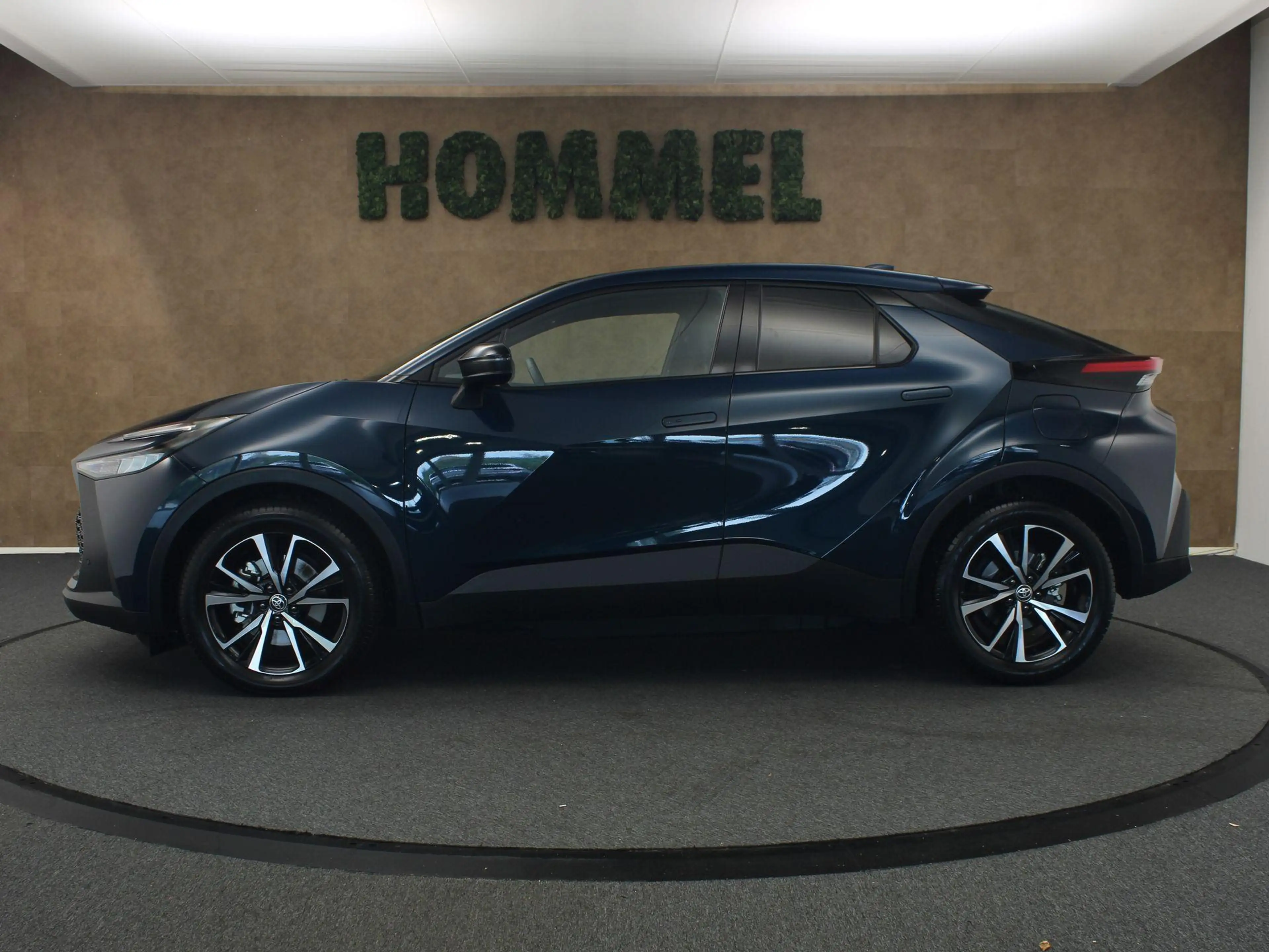 Toyota C-HR 2.0 Plug-in Hybrid 220 Dynamic - ORIGINEEL NEDERLA — photo 13