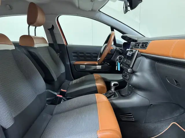 Citroen C3 view 2