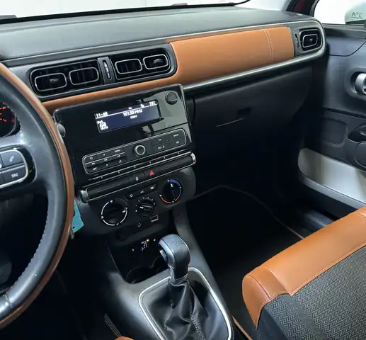 Citroen C3 view 11