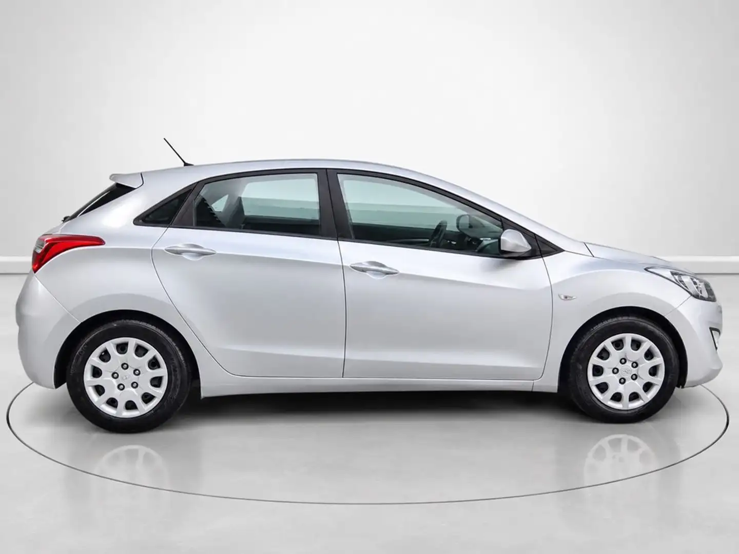 Hyundai i30 1.4 Klass Gris - 2