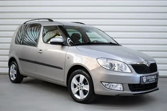 Skoda Roomster 1.6 TDI Fresh+Tempomat+AHK+SHZ+PDC