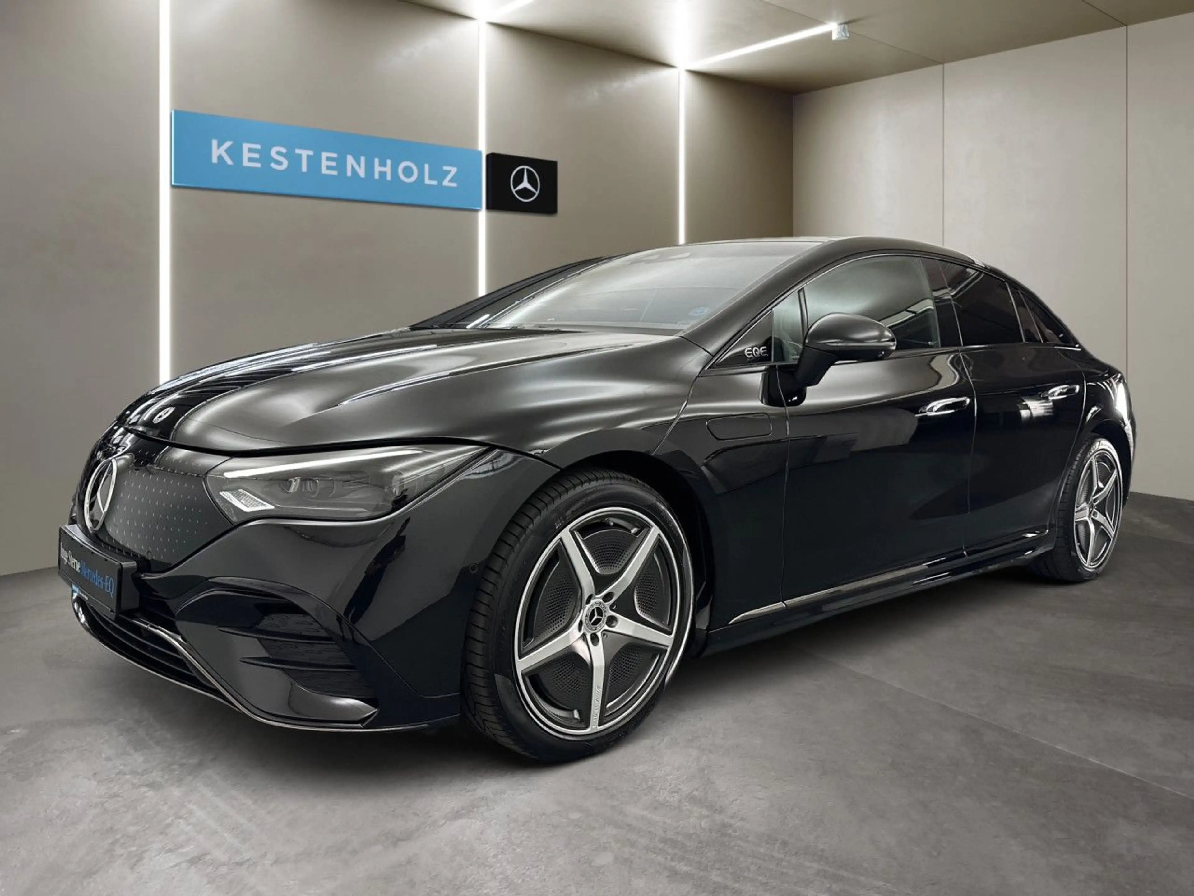 Mercedes-Benz EQE 350 Sportpaket Bluetooth Head Up Display Navi — photo 2