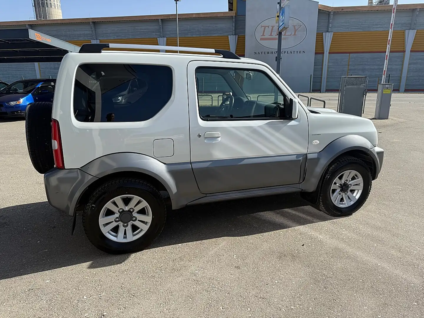 Suzuki Jimny 1,3 VX L3 deluxe Weiß - 2