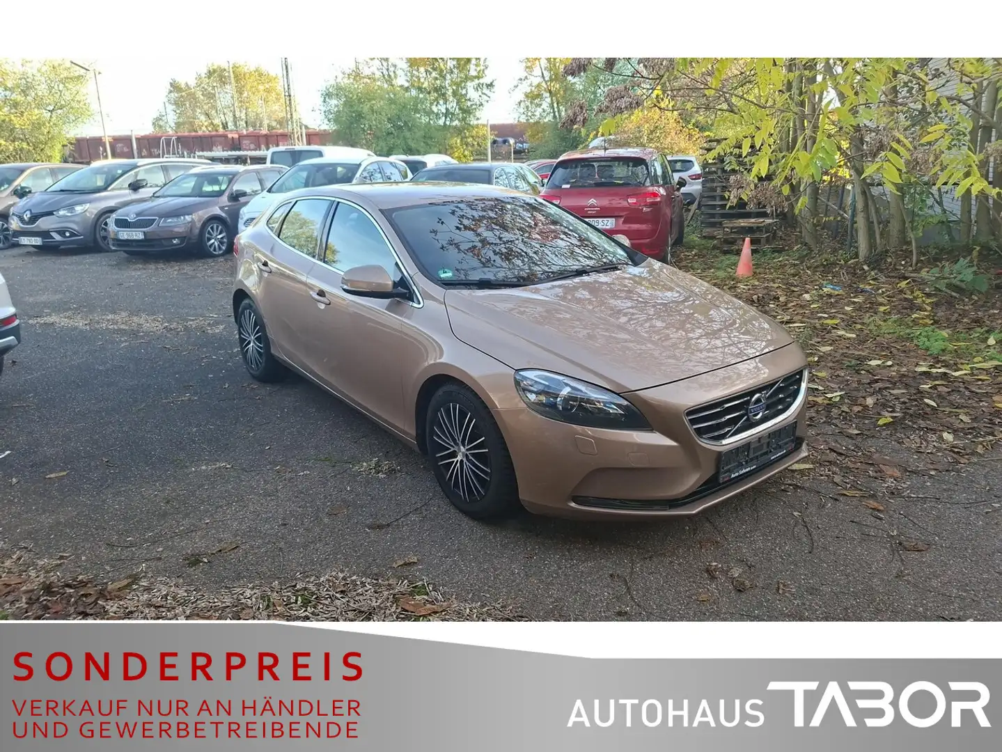 Volvo V40 Momentum D2 NAV LM BiXen RFK SHZ GRA Klima - 2