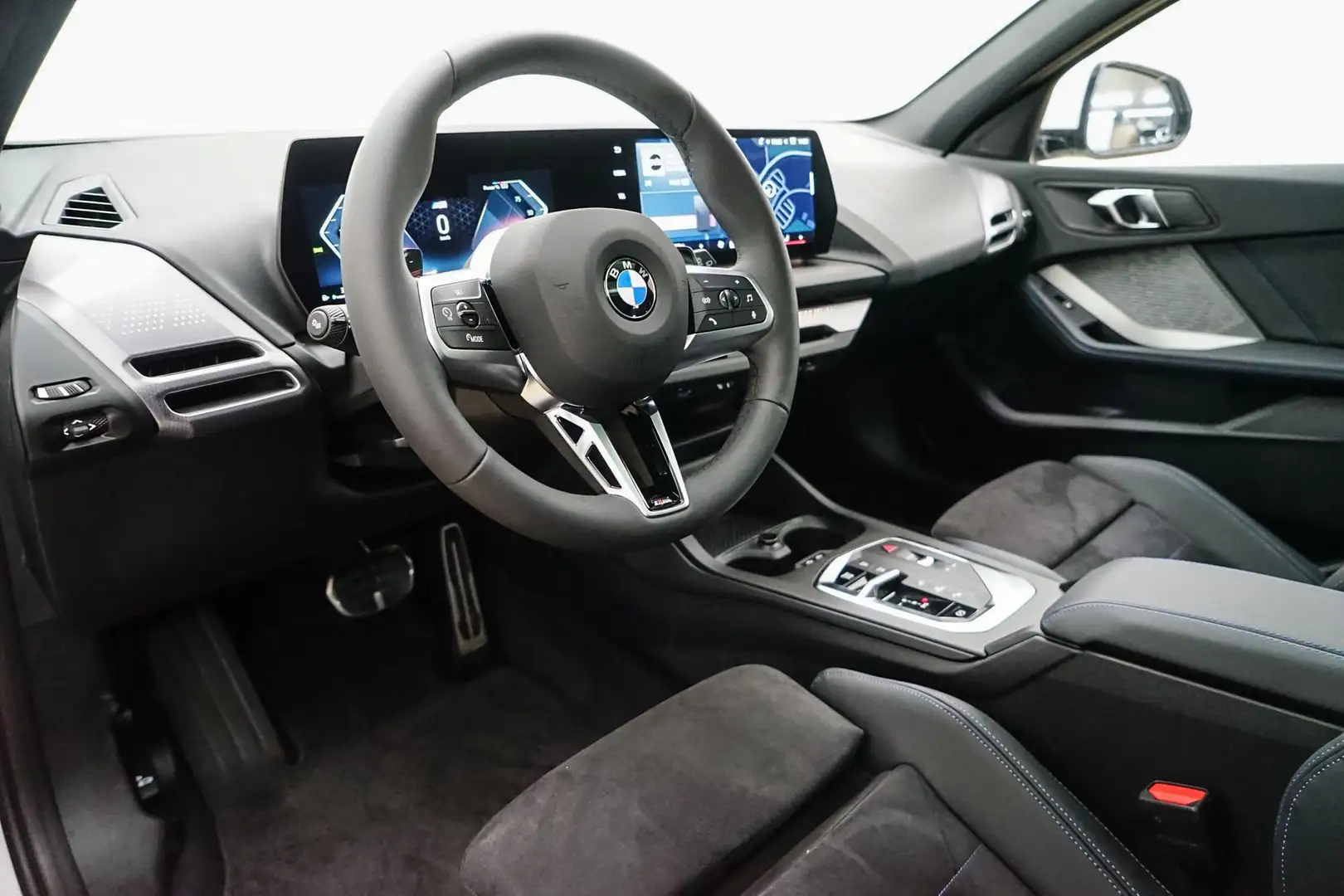 BMW 123 xDrive 5-Türer [M Sport, Pano, RFK, AHK] Blanc - 2