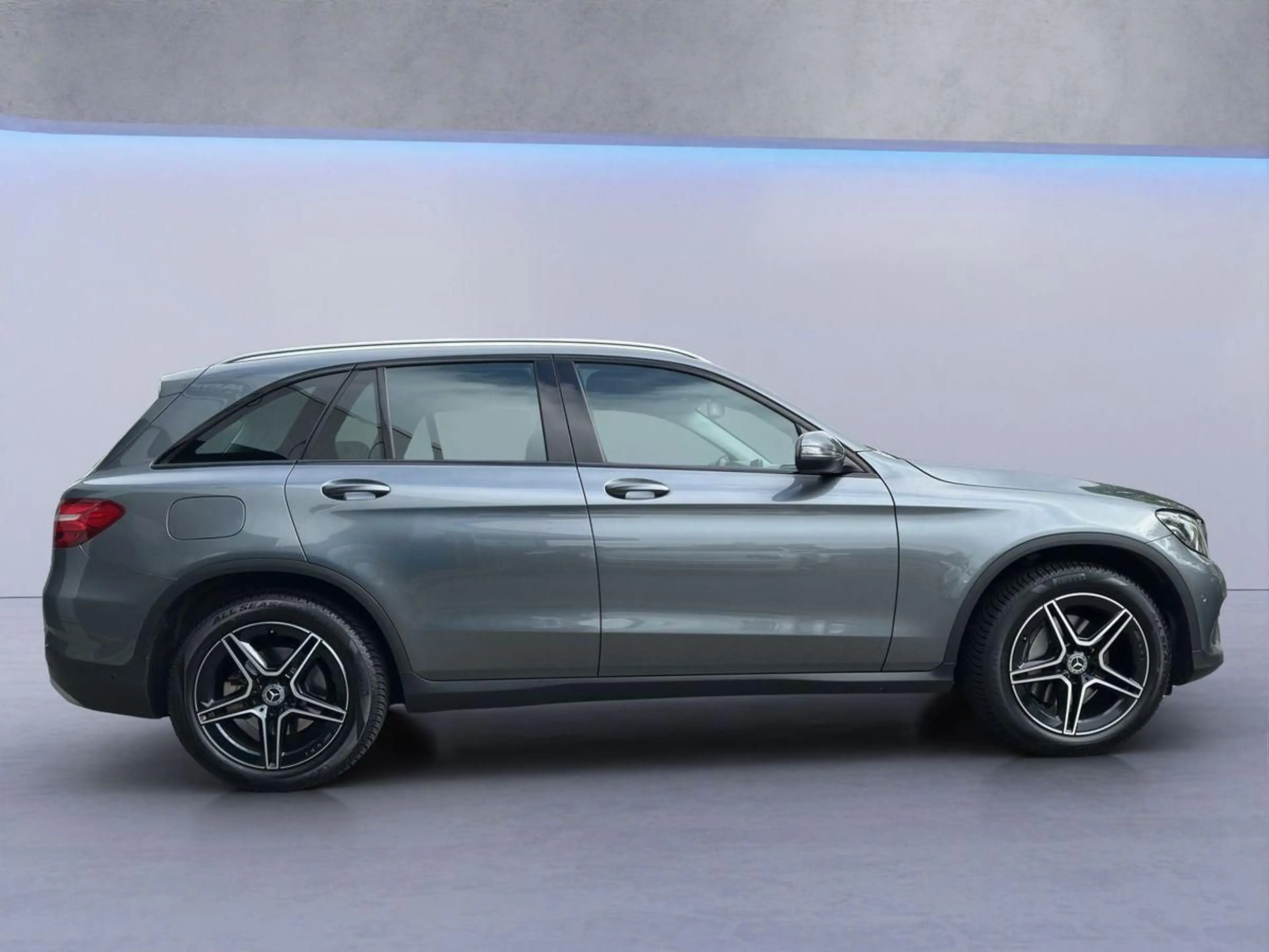 Mercedes-Benz GLC 250 d 4Matic LED/AHK/Kam/Navi/SHZ/ACC — photo 6