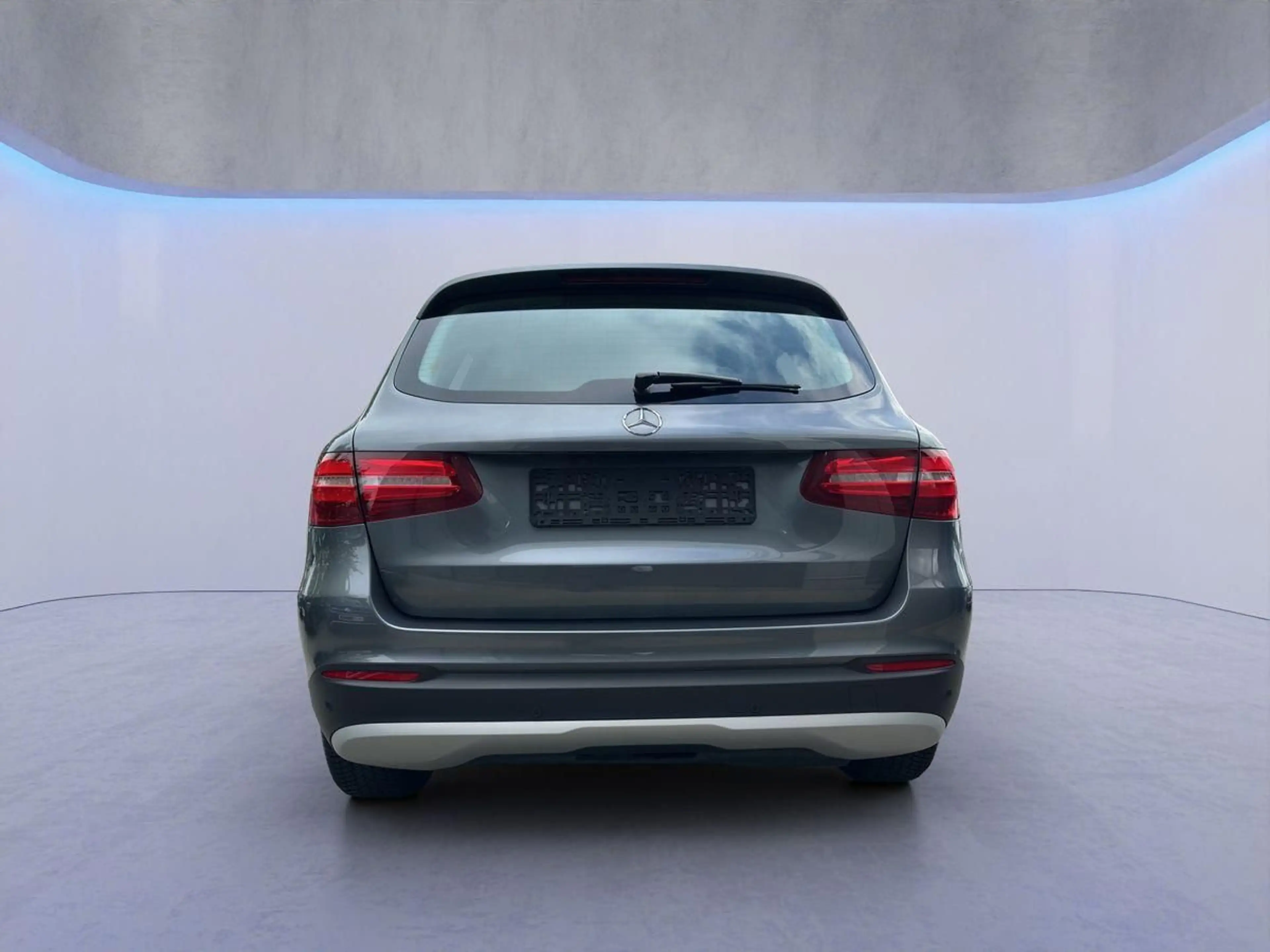 Mercedes-Benz GLC 250 d 4Matic LED/AHK/Kam/Navi/SHZ/ACC — photo 4