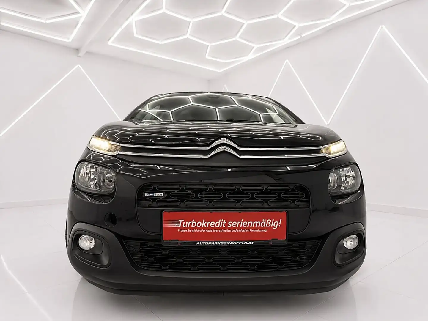 Citroen C3 PureTech 82 5-Gang-Manuell Shine Schwarz - 2