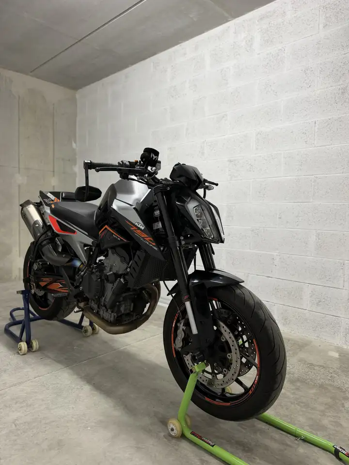 KTM 790 Duke