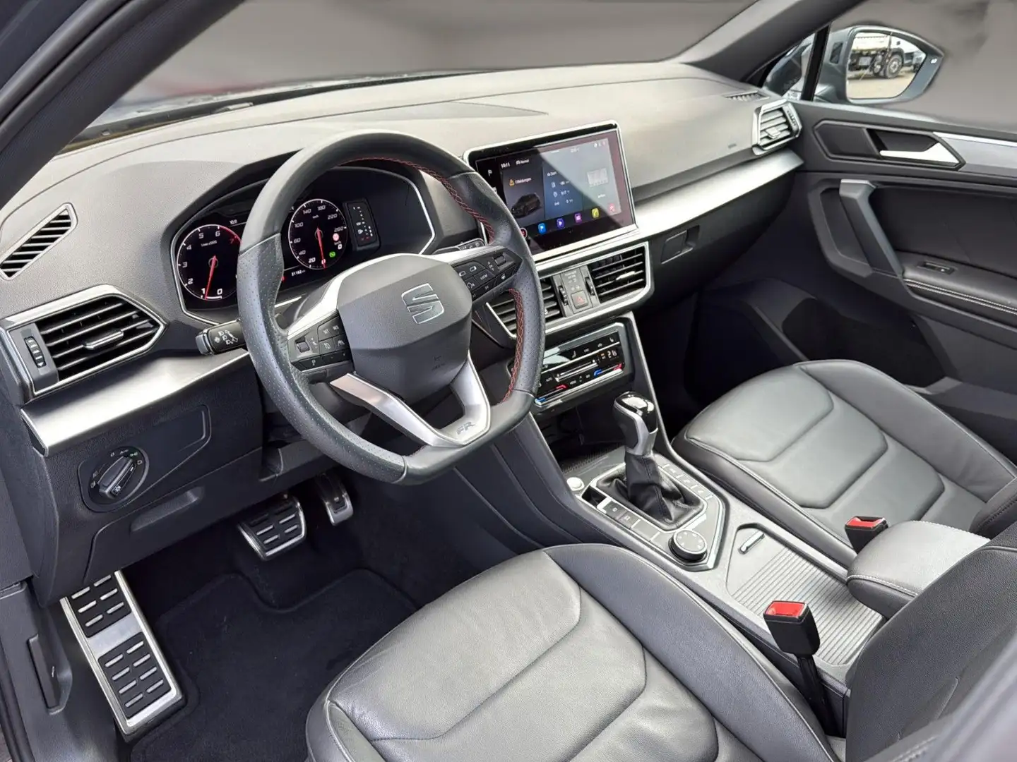 SEAT Tarraco FR 4Drive*Pano-Dach*AHK*Leder*Drive*Cam. Grau - 2